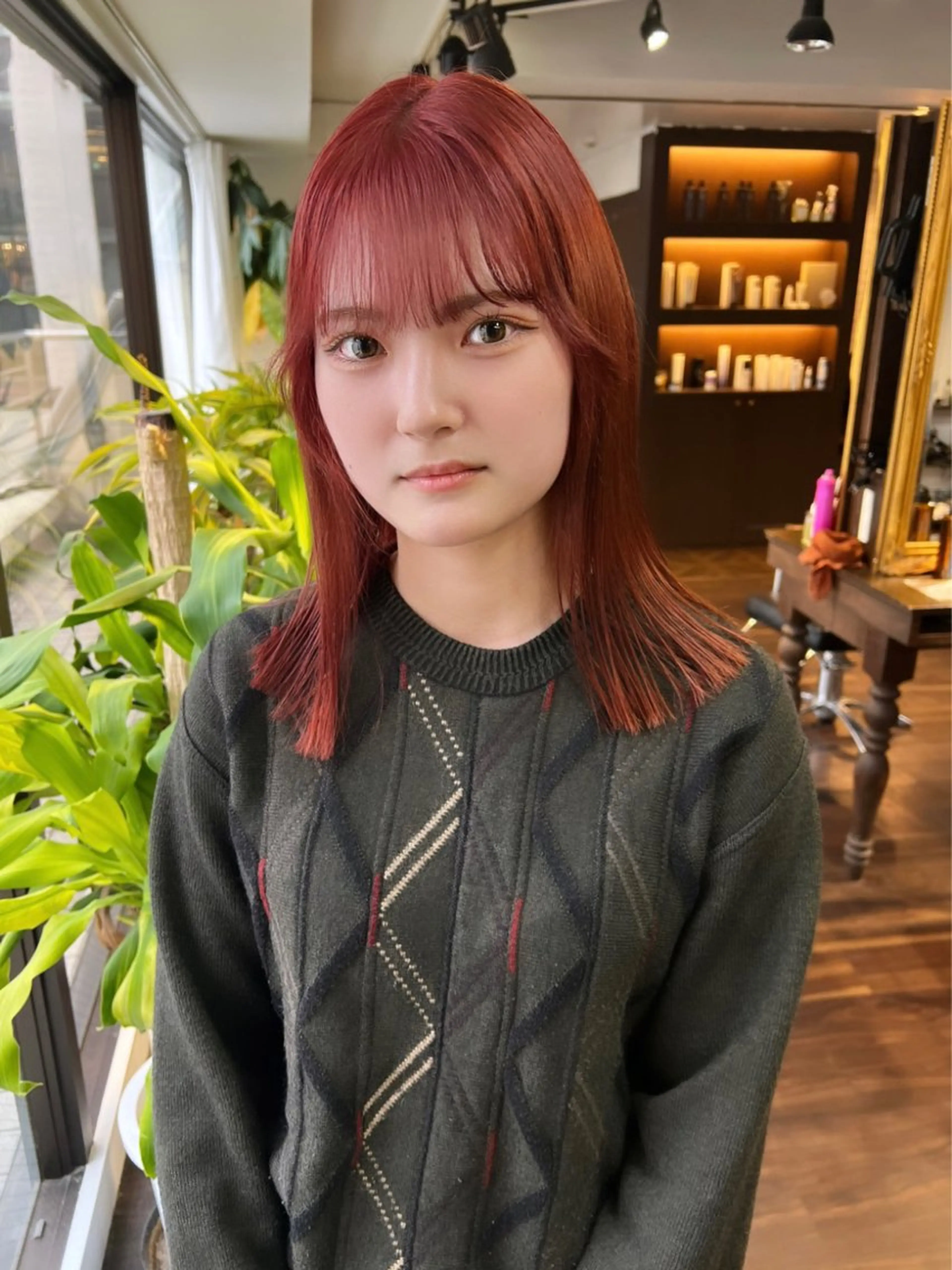 ミディアム カラー ブリーチ ケアブリーチ 透明感カラー デザインカラー ダブルカラー nendo_hair所属・ハイトーン/ボブ 🎀sonokaのヘアスタイル