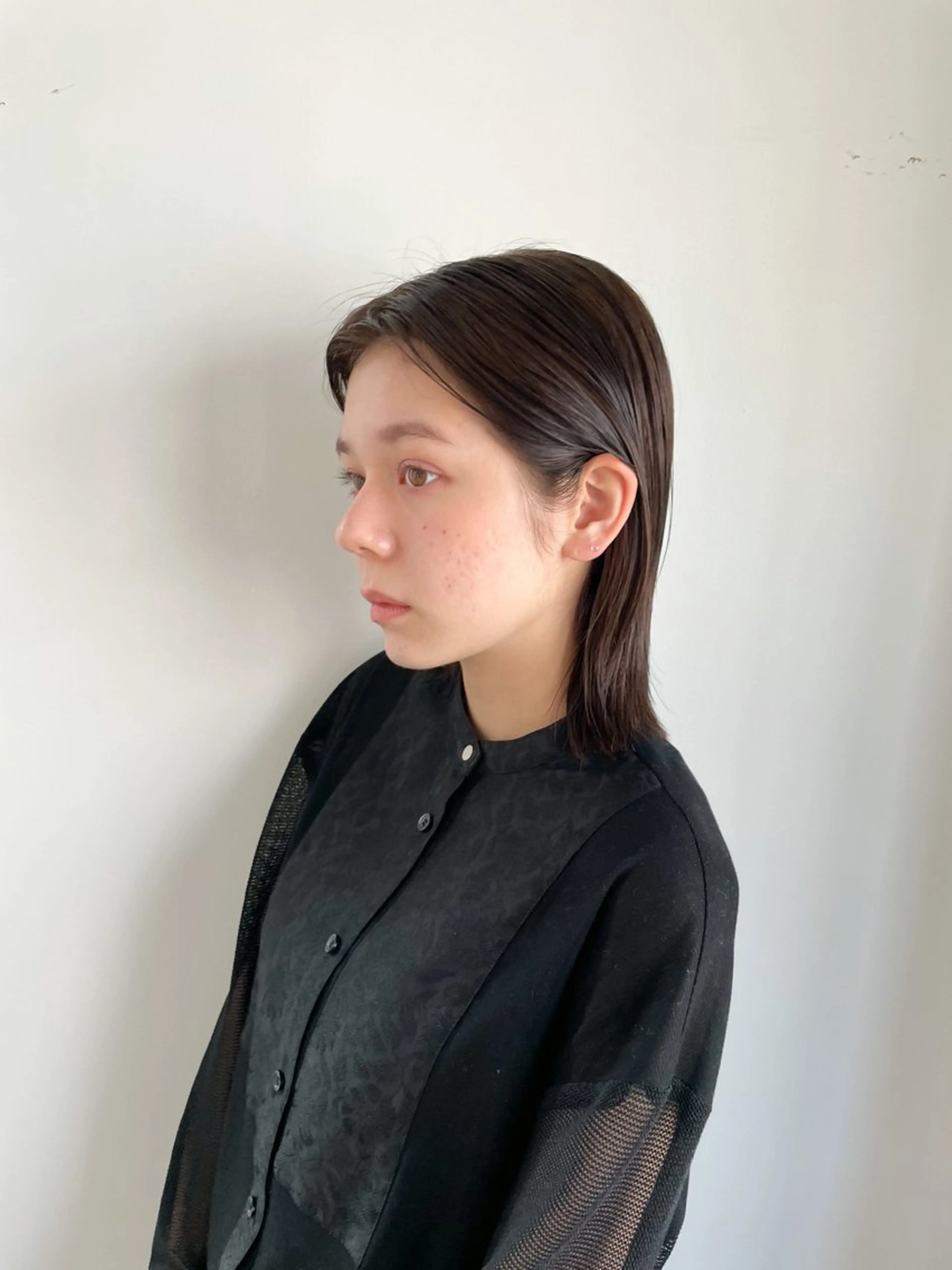 ミディアム カラー アッシュ カット ヘアカラー トリートメント Takuma Suzuki中目黒のヘアスタイル