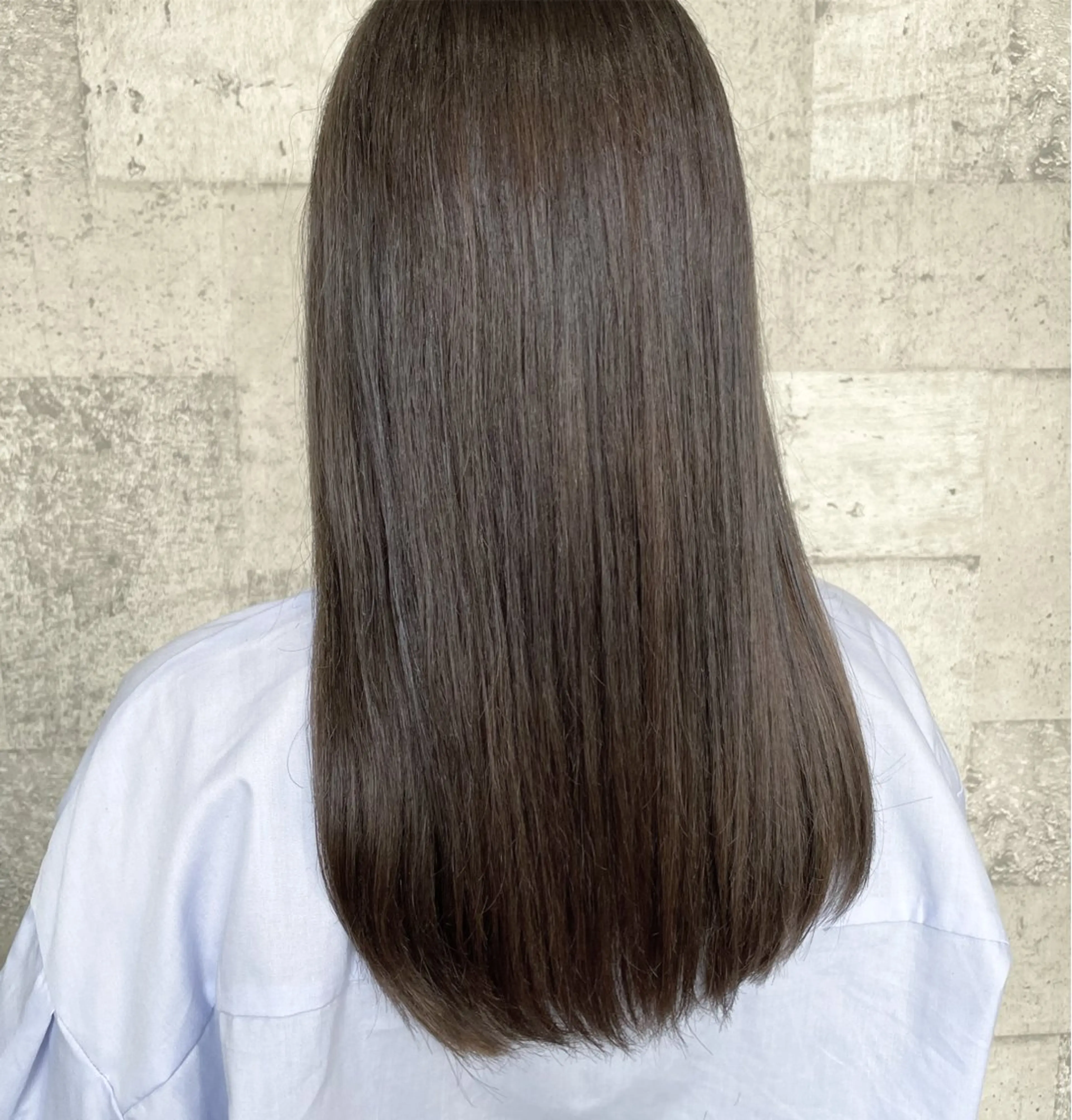 ロング カラー 縮毛矯正 酸性ストレート 🫧レイナ 🫧 透明感カラー🫧のヘアスタイル