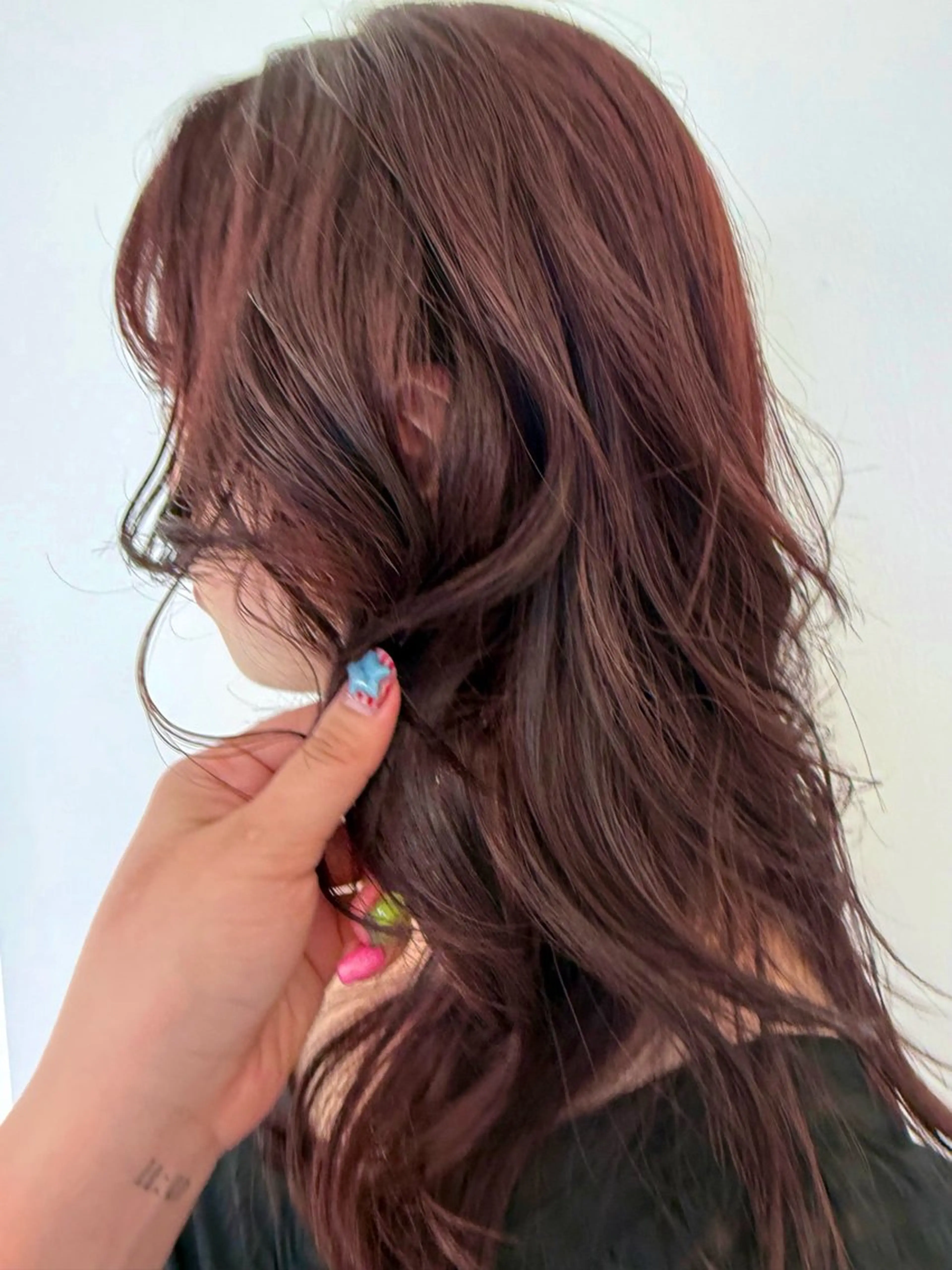 ロング カラー レイヤーカット 杏 華のヘアスタイル