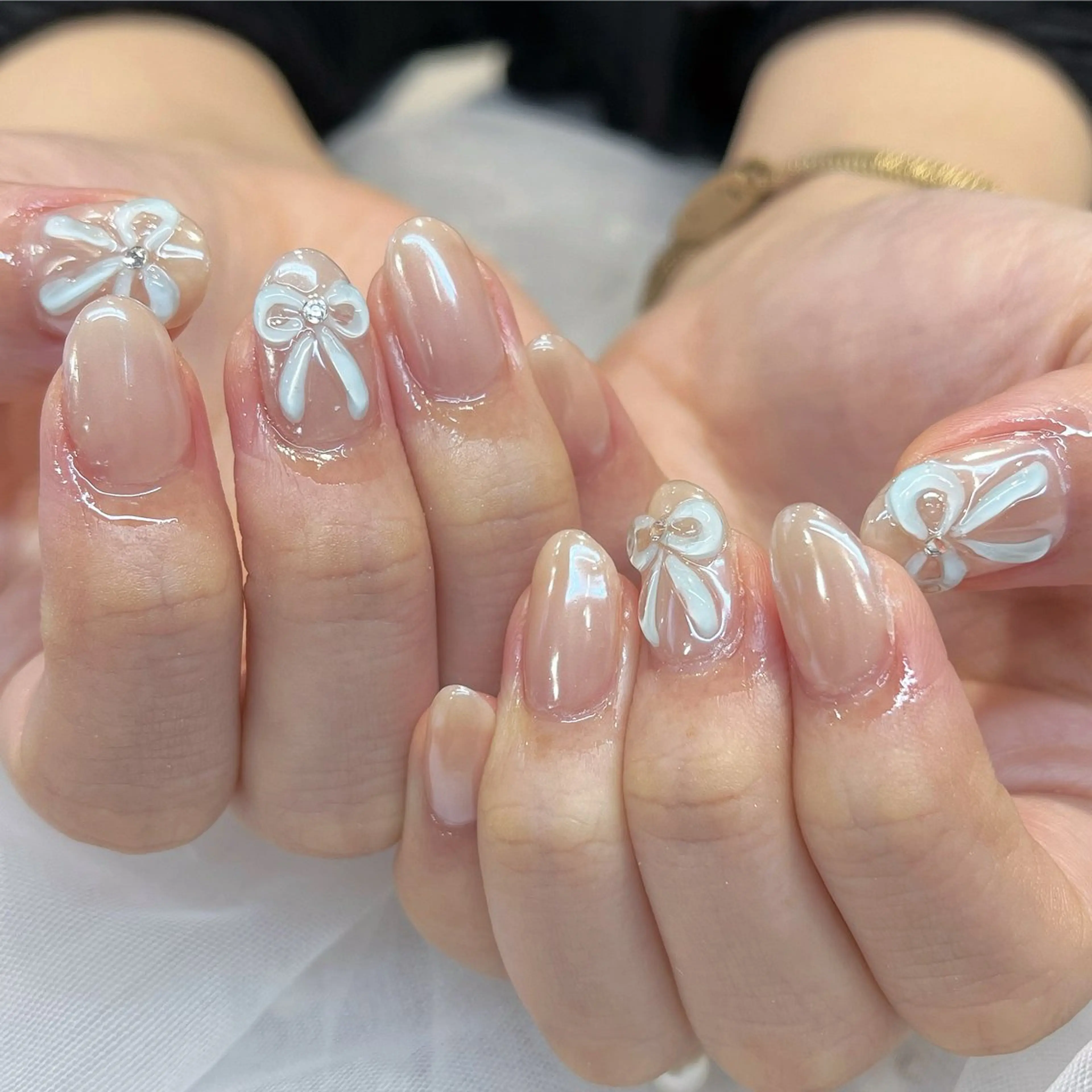 ネイル リボン ハンドネイル 内田 里穂のネイルデザイン