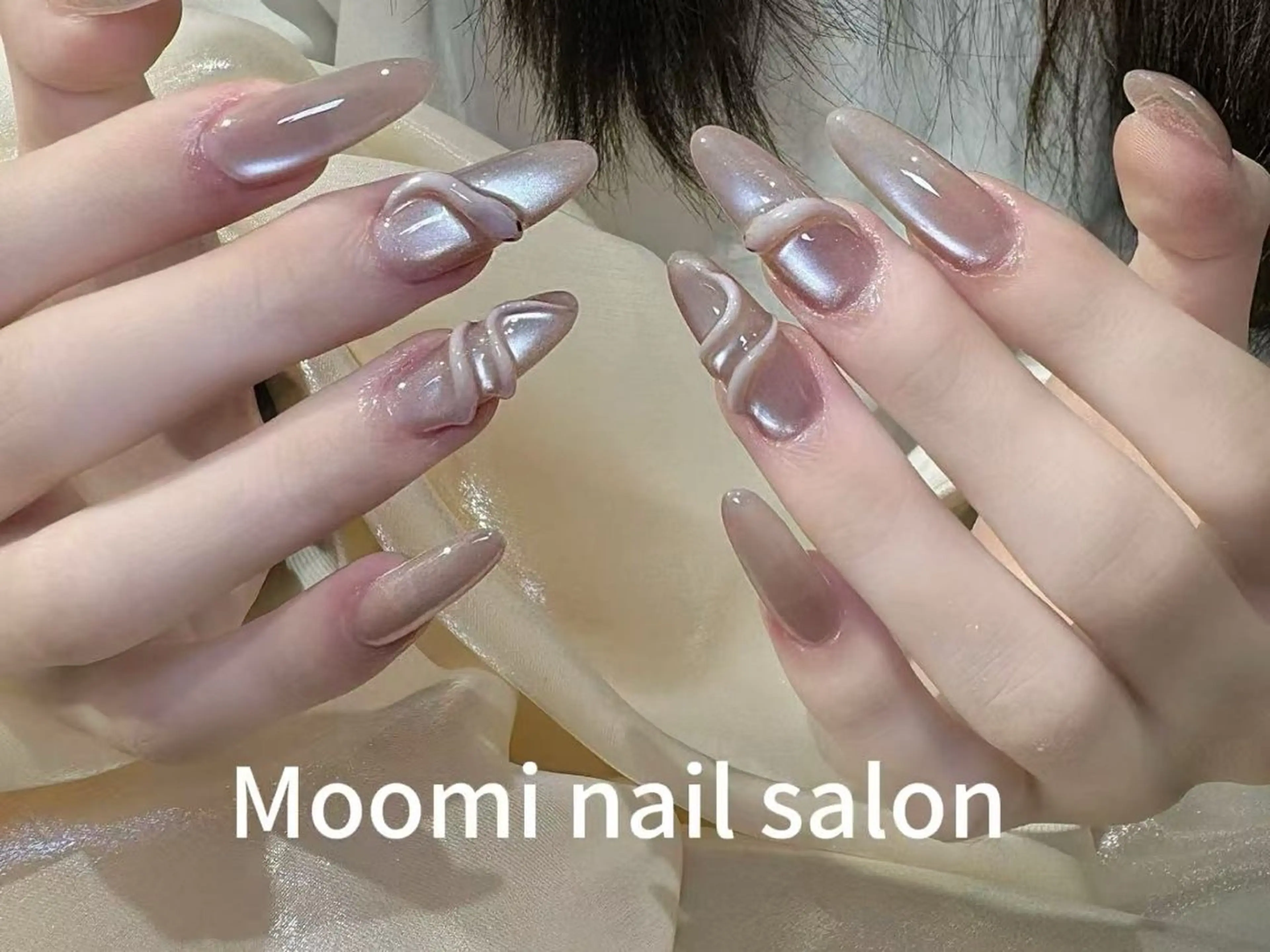 ロング ハンドネイル moomi ゆりのネイルデザイン