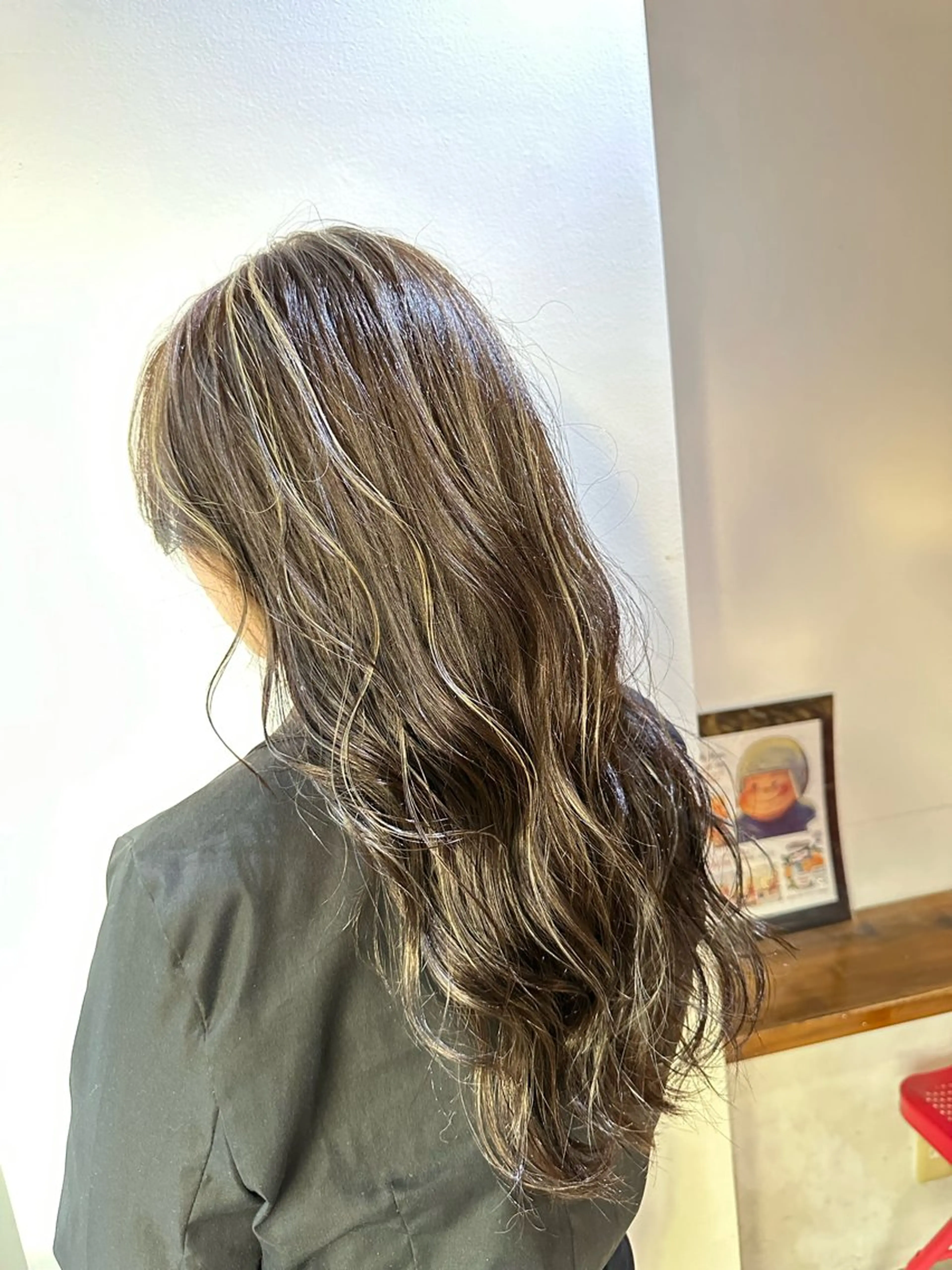 ロング レイヤーカット🫧／ ブリーチ✨TOWAのヘアスタイル