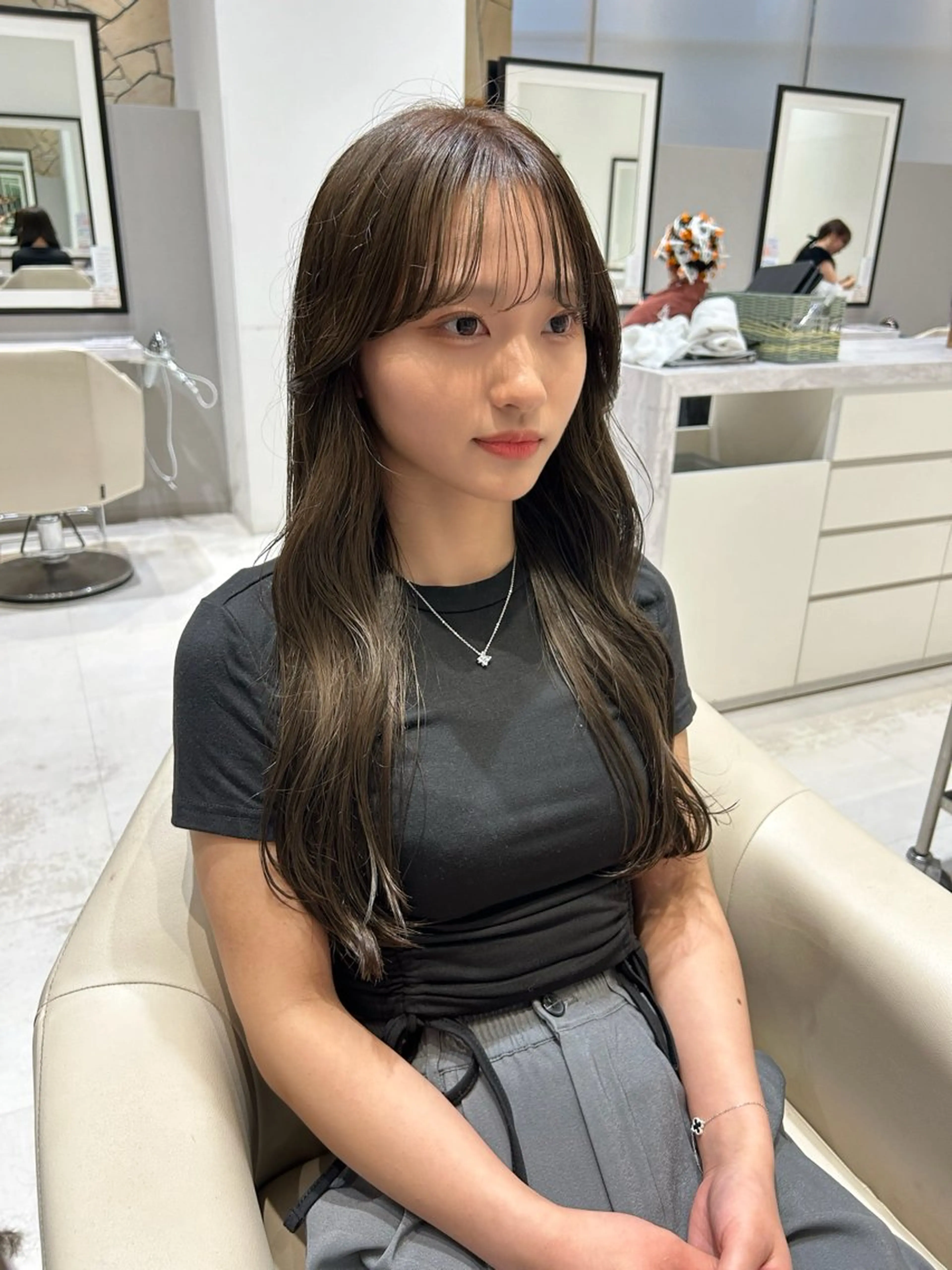 ロング カラー ヘアカラー 透明感カラー k-twoういのヘアスタイル
