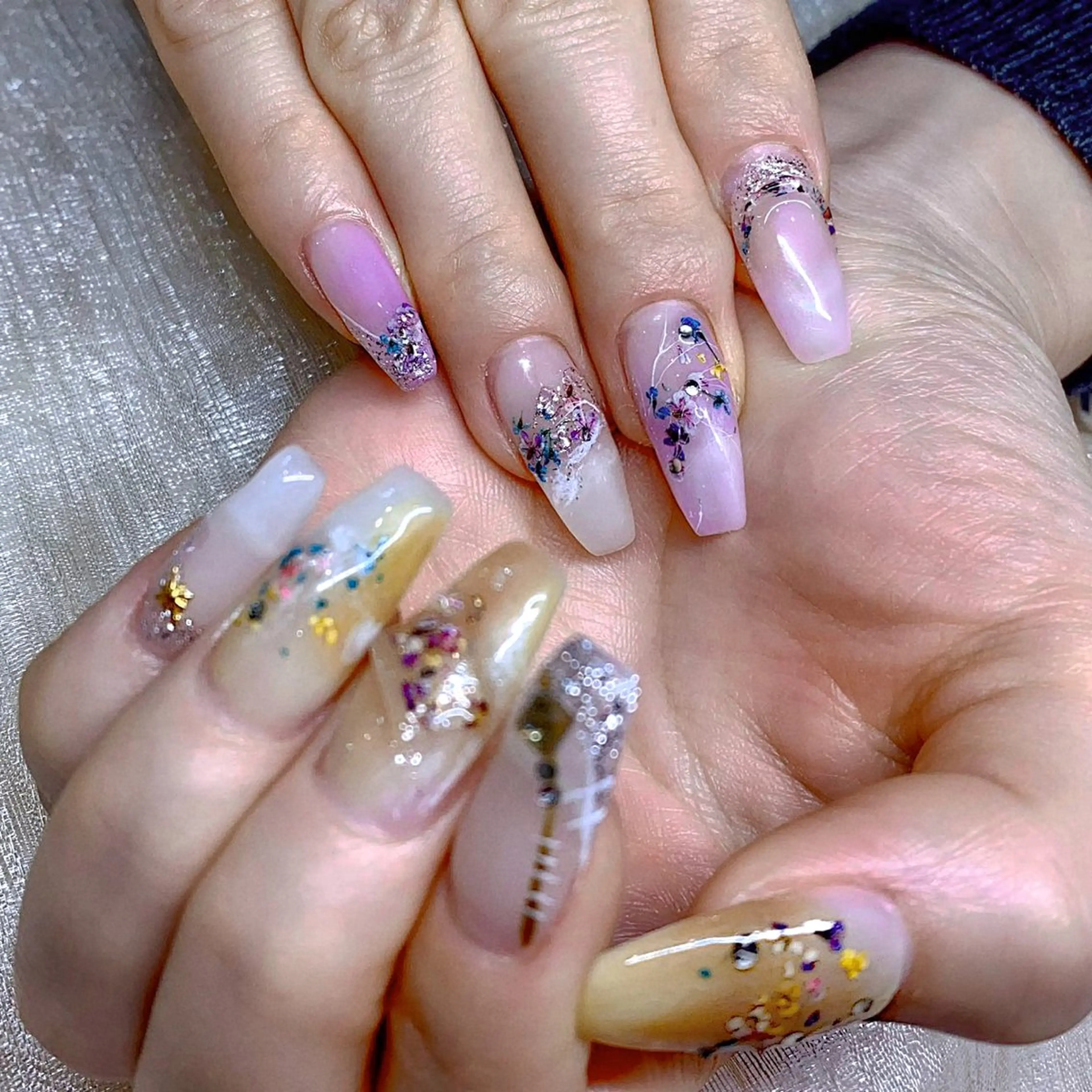 ネイル ジェルネイル ハート 韓国ネイル ニュアンスネイル オフィスネイル Niko nailサロンのネイルデザイン