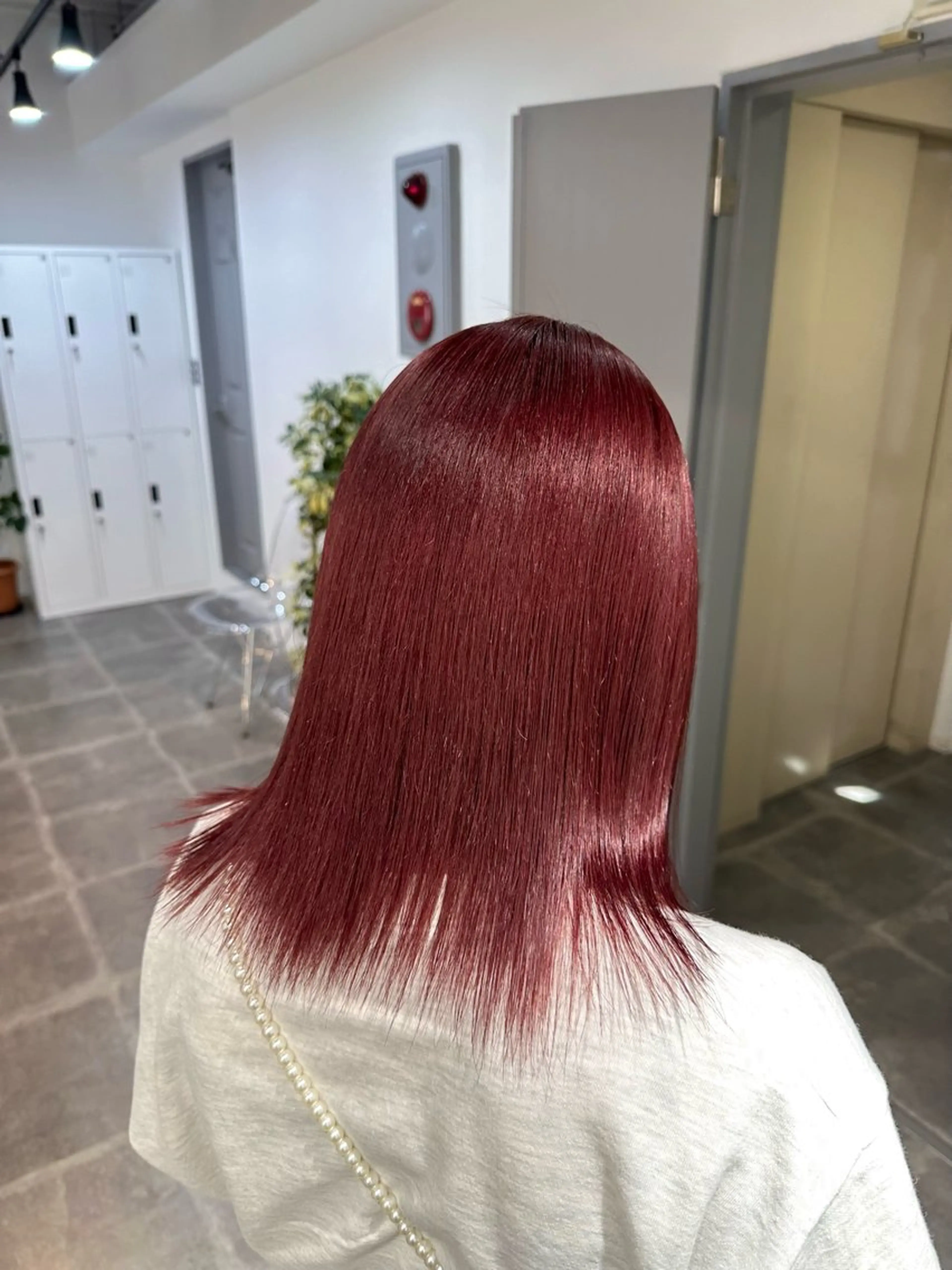 ミディアム カラー レッドカラー SALOWIN栄三丁目店所属・ハイトーン/ 縮毛矯正のヘアスタイル