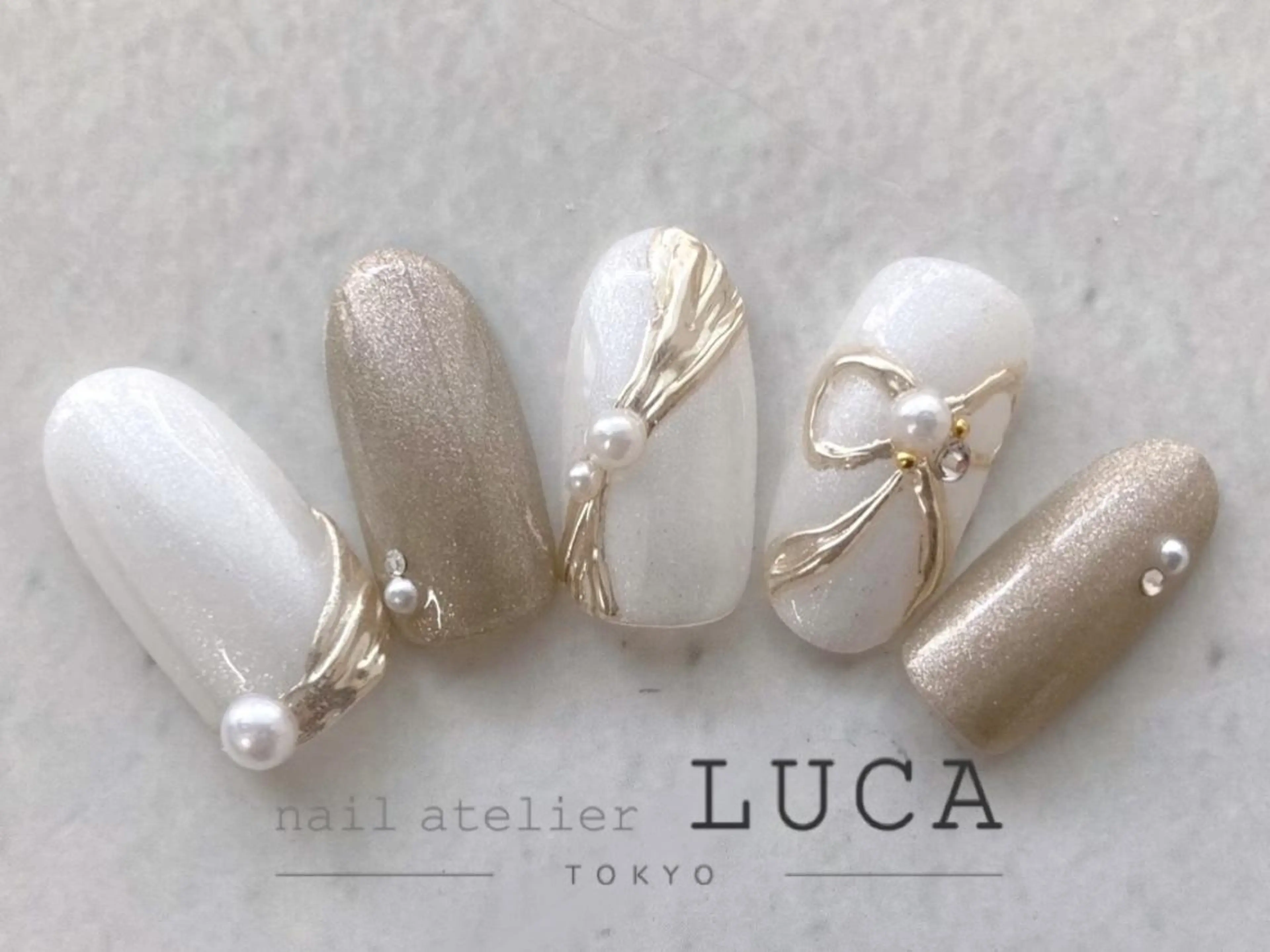 ネイル アートネイル オーロラネイル クリアネイル 長さ出し フットネイル ハンドネイル ネイルアトリエルカ スタッフのネイルデザイン