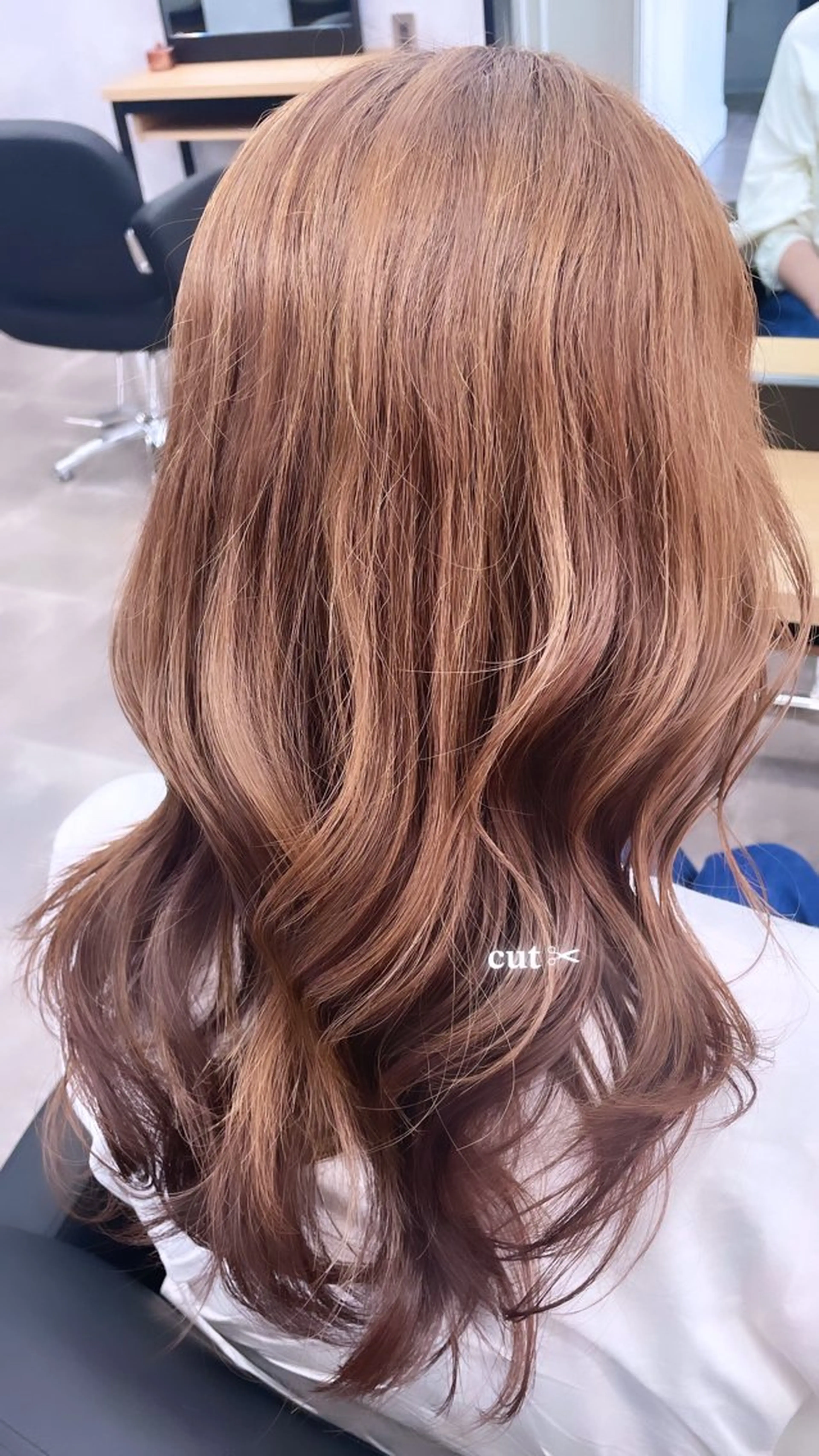 ロング くびれヘア レイヤーカット カット トリートメント 🪡 KIMU🪡🎀のヘアスタイル