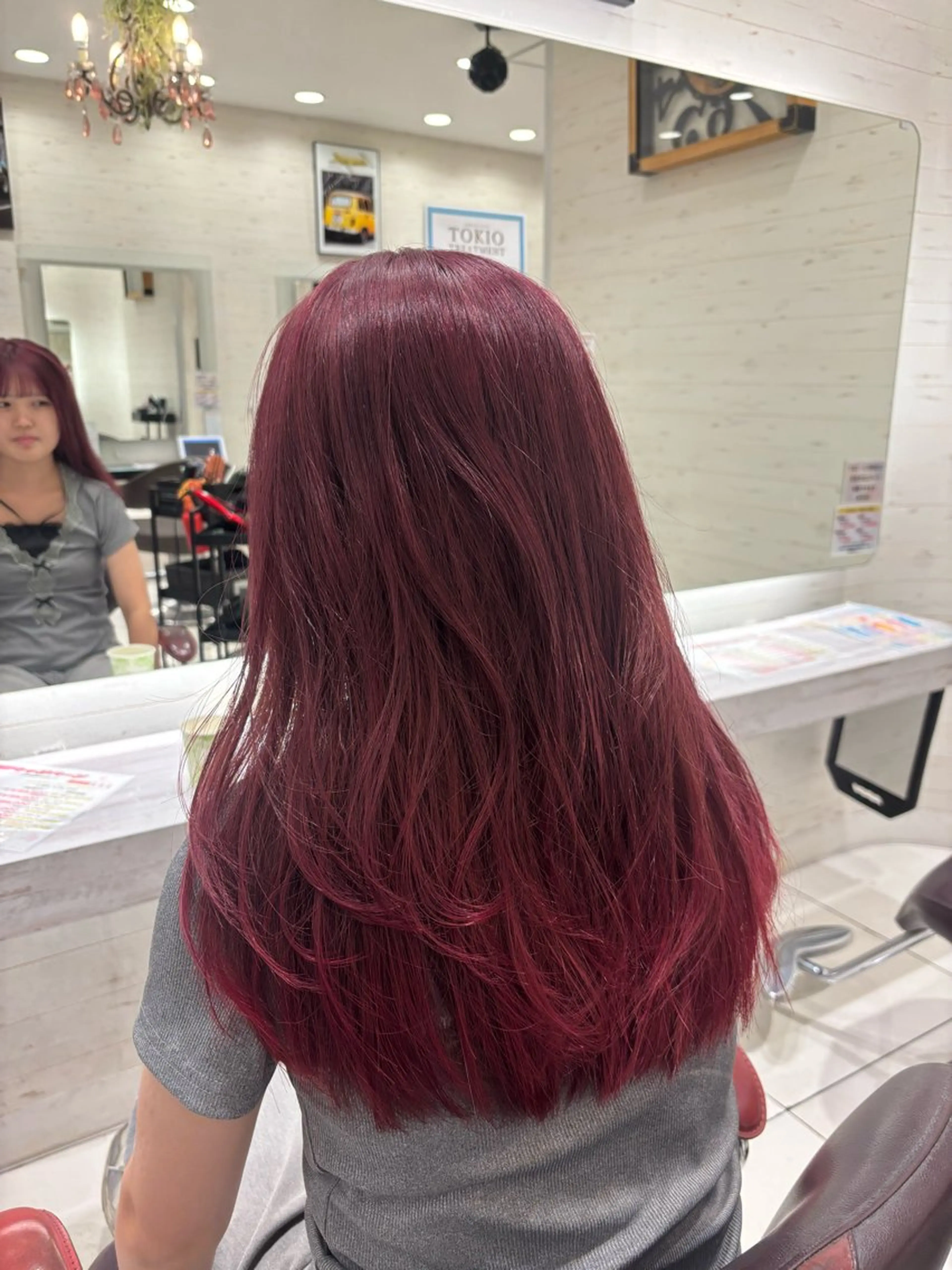 ロング ヘアカラー EARTH 寺本尚生のヘアスタイル