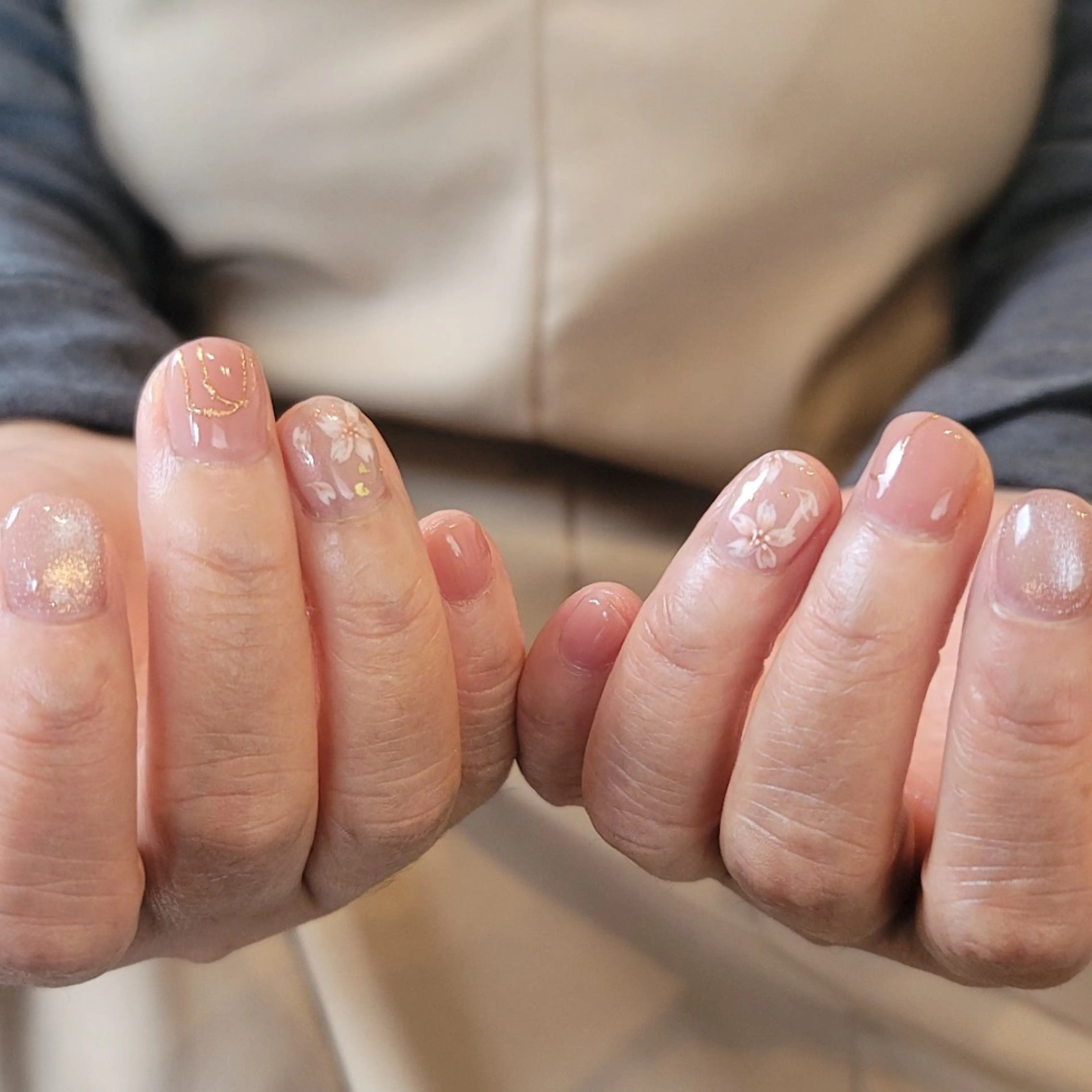 ネイル 桜ネイル 🌲🌳🚪iiit o🌲🌳🌲のネイルデザイン