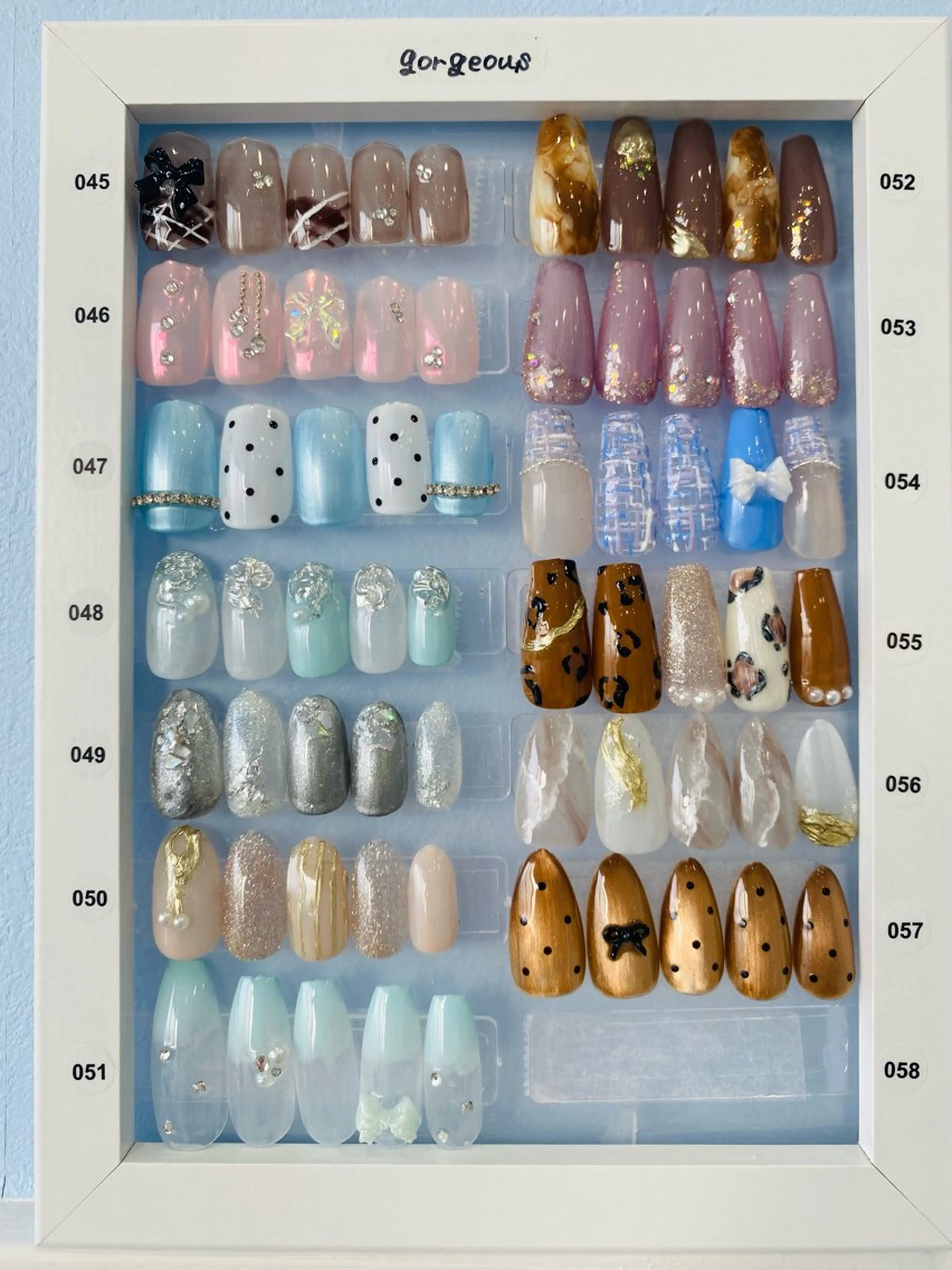 ネイル M'CLAIR所属・M'CLAIR makikoのネイルデザイン