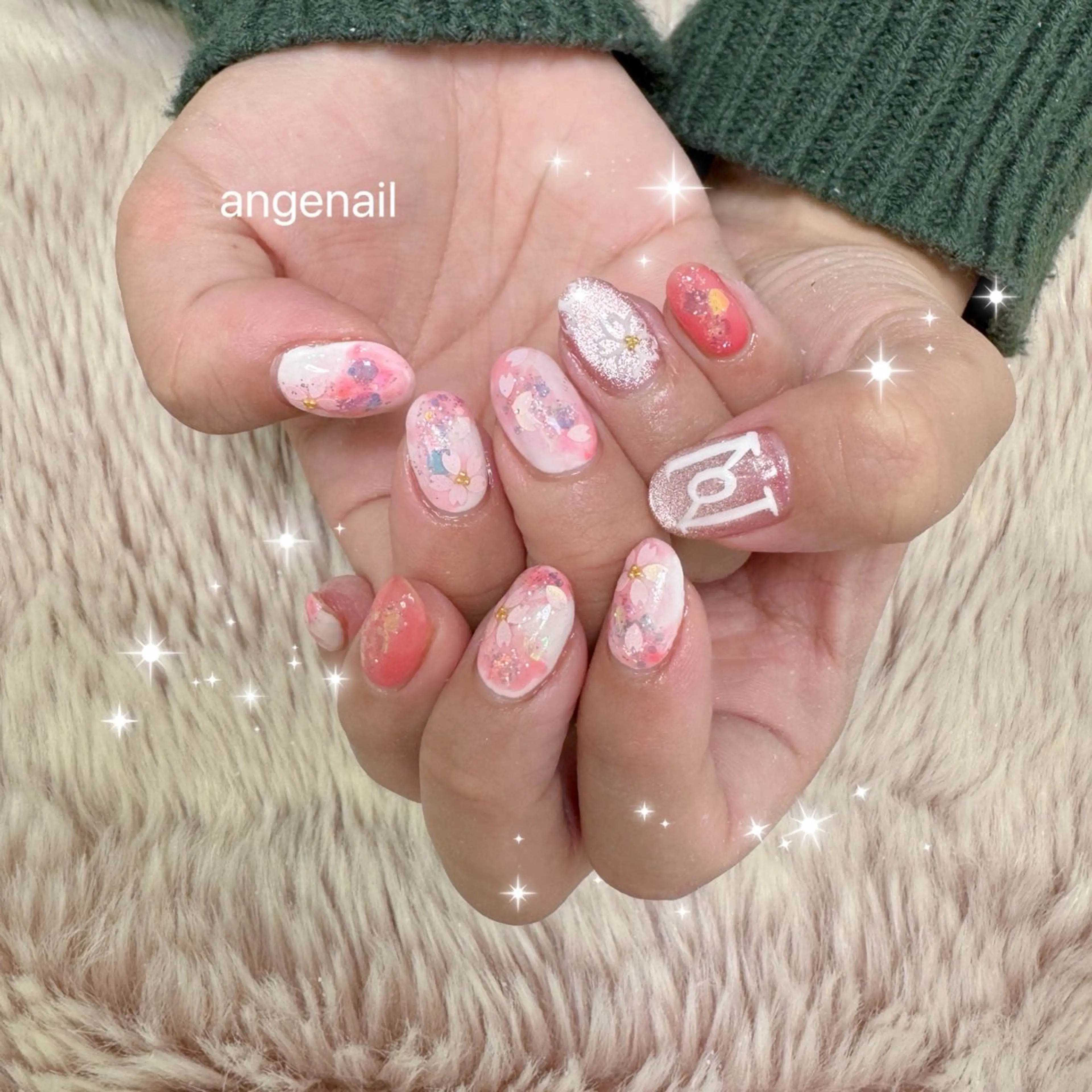 ネイル ハンドネイル オーナーネイリスト MAKIのネイルデザイン