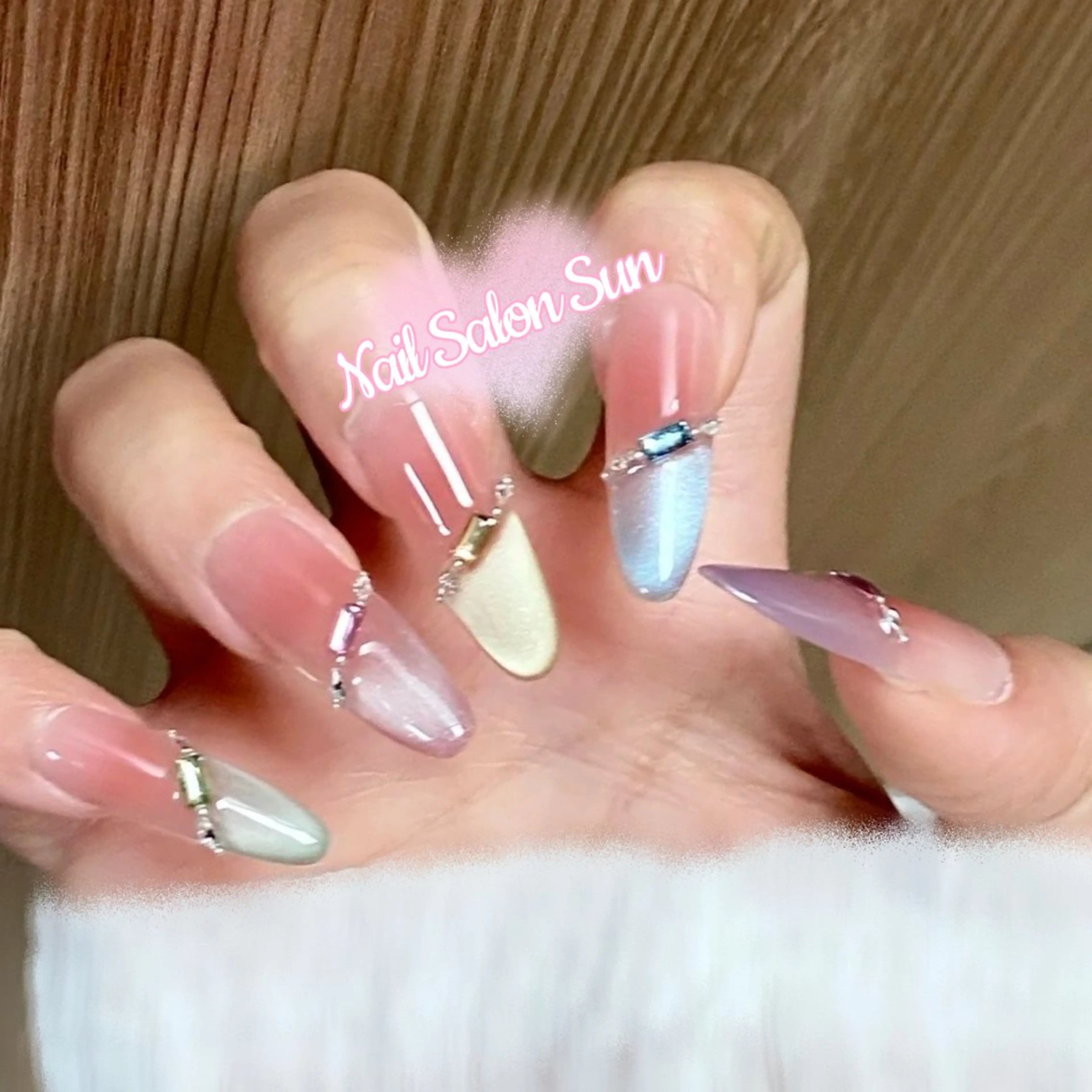 ネイル ハンドネイル Sun Nail サン ネイルサロンのネイルデザイン