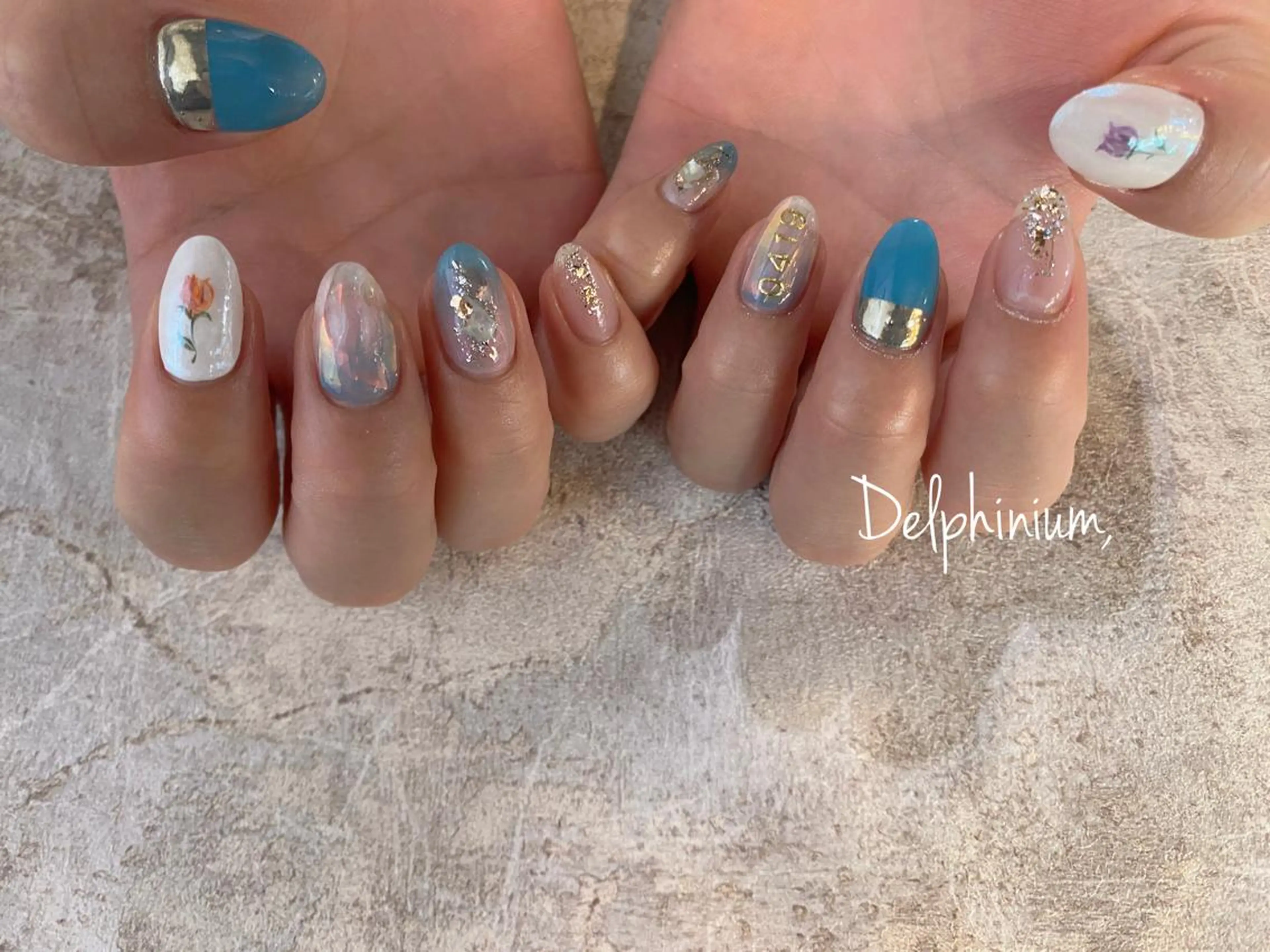 ネイル ブルー ニュアンスネイル ハンドネイル 岡本 友恵のネイルデザイン