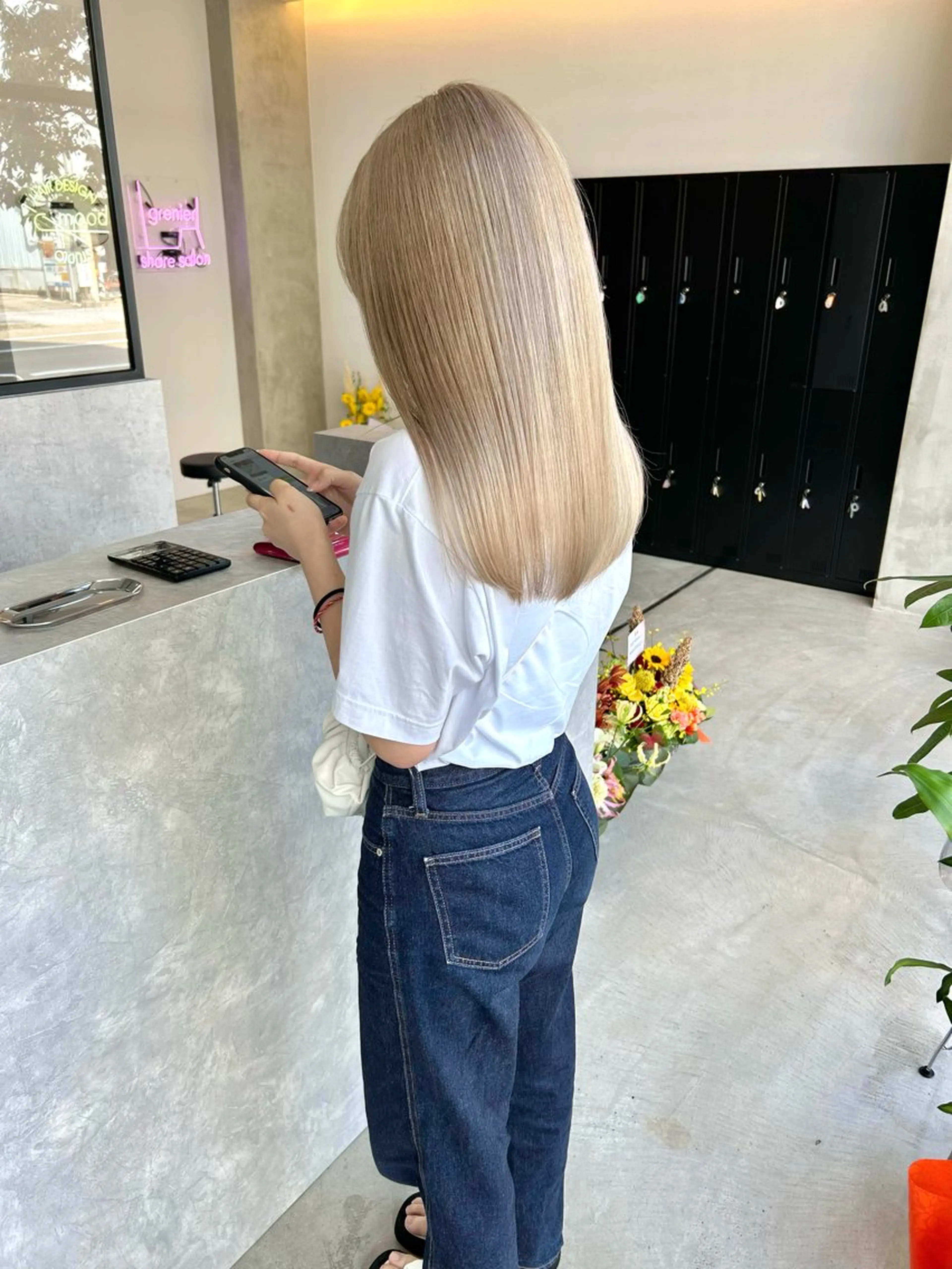 ミディアム カラー ヘアカラー トリートメント mood tatemachiのヘアスタイル