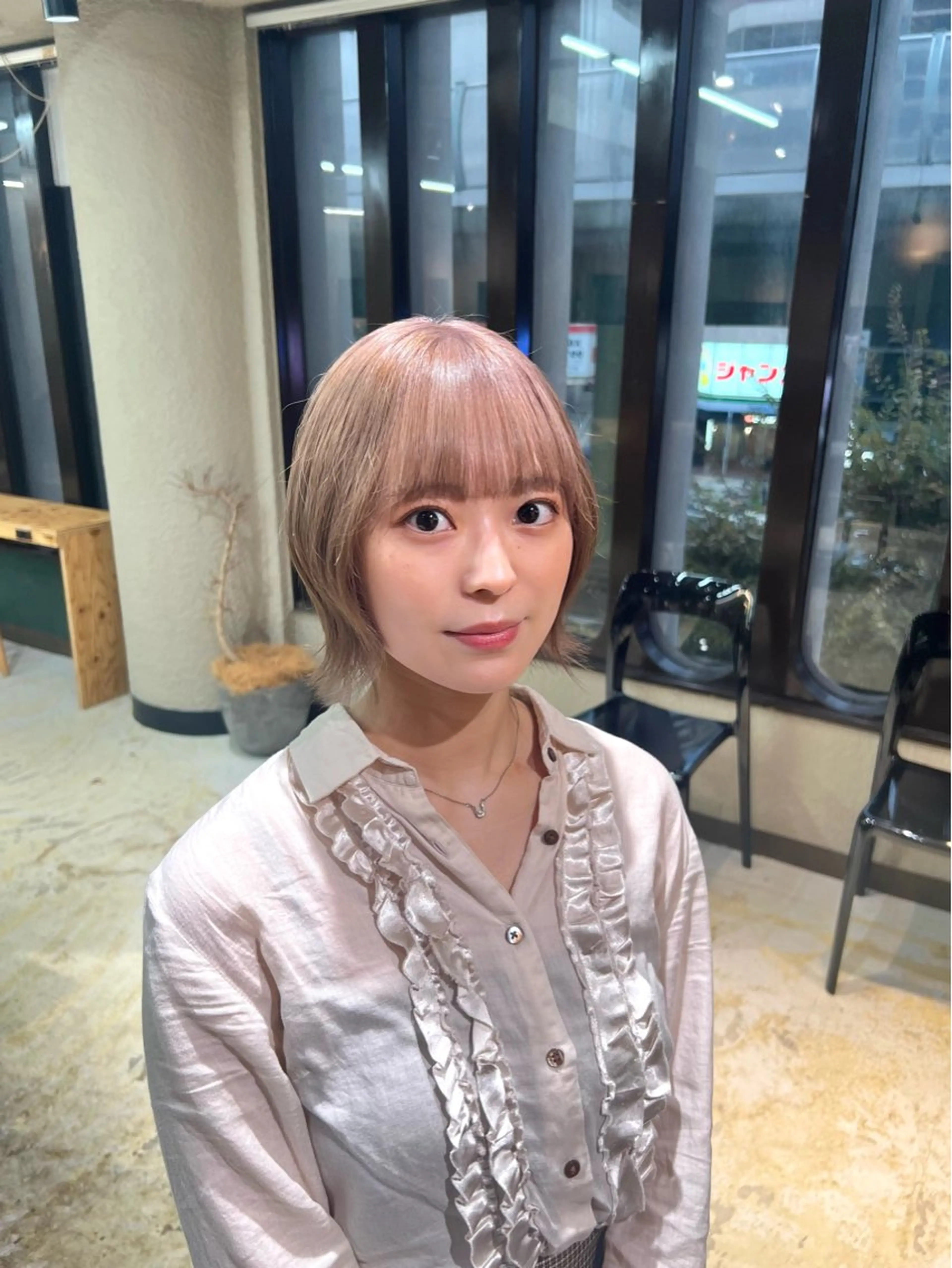 ショート カラー カット ヘアカラー トリートメント 💖難波レイヤー カット💖ツバサのヘアスタイル