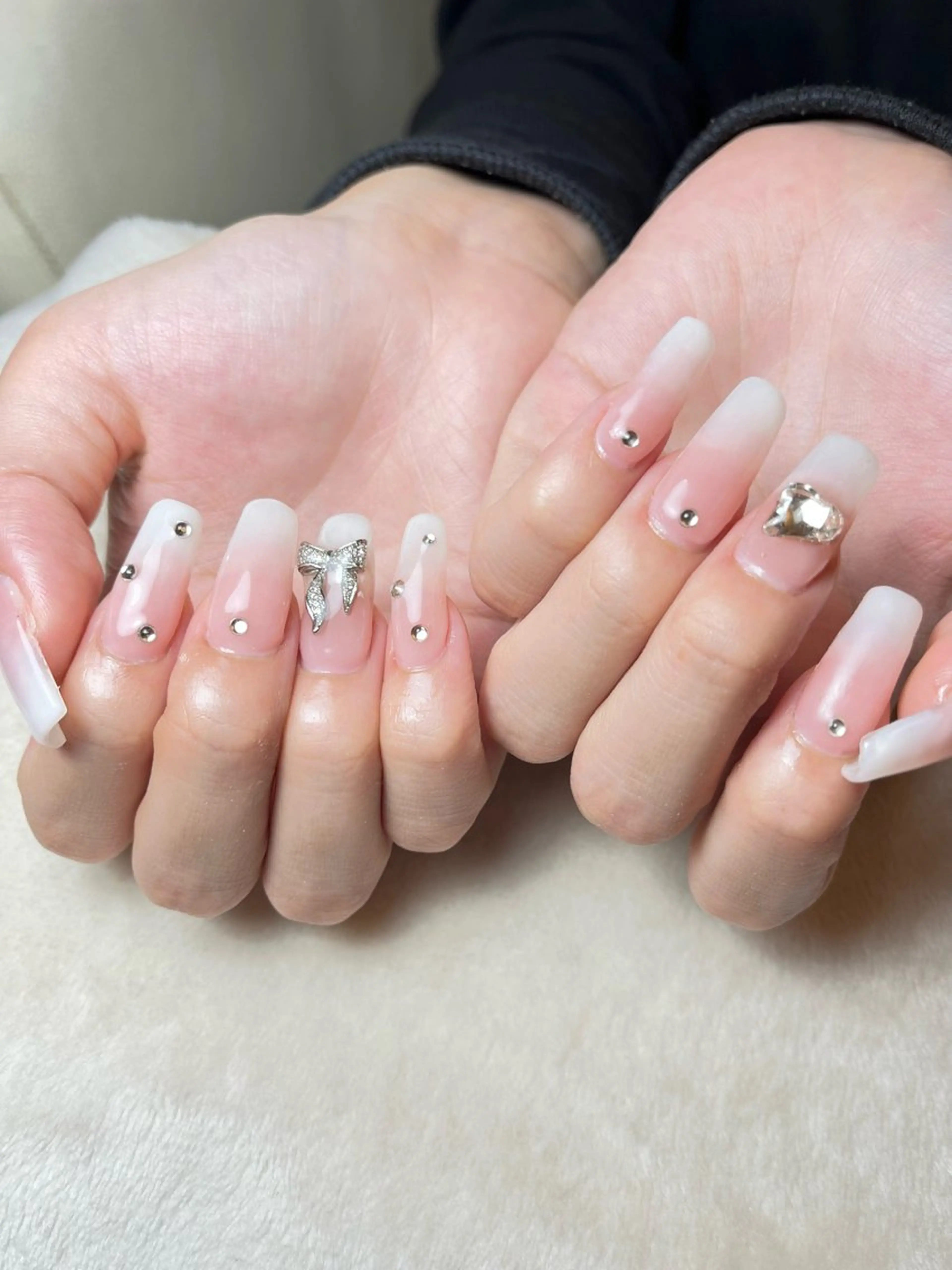 ネイル 金山 沙織のエステ・リラクイメージ