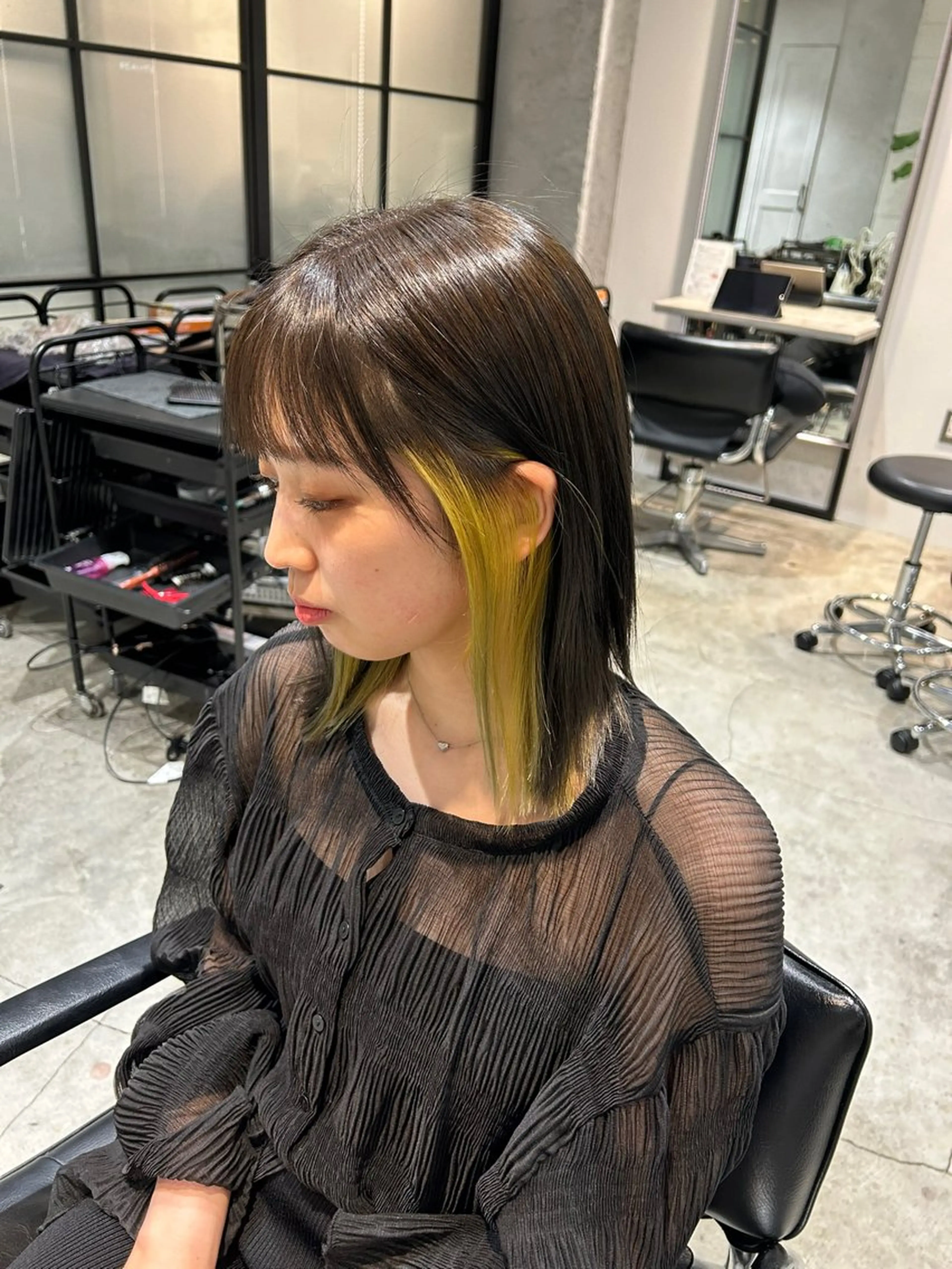 ミディアム miku 🍑髪質改善サロンのヘアスタイル