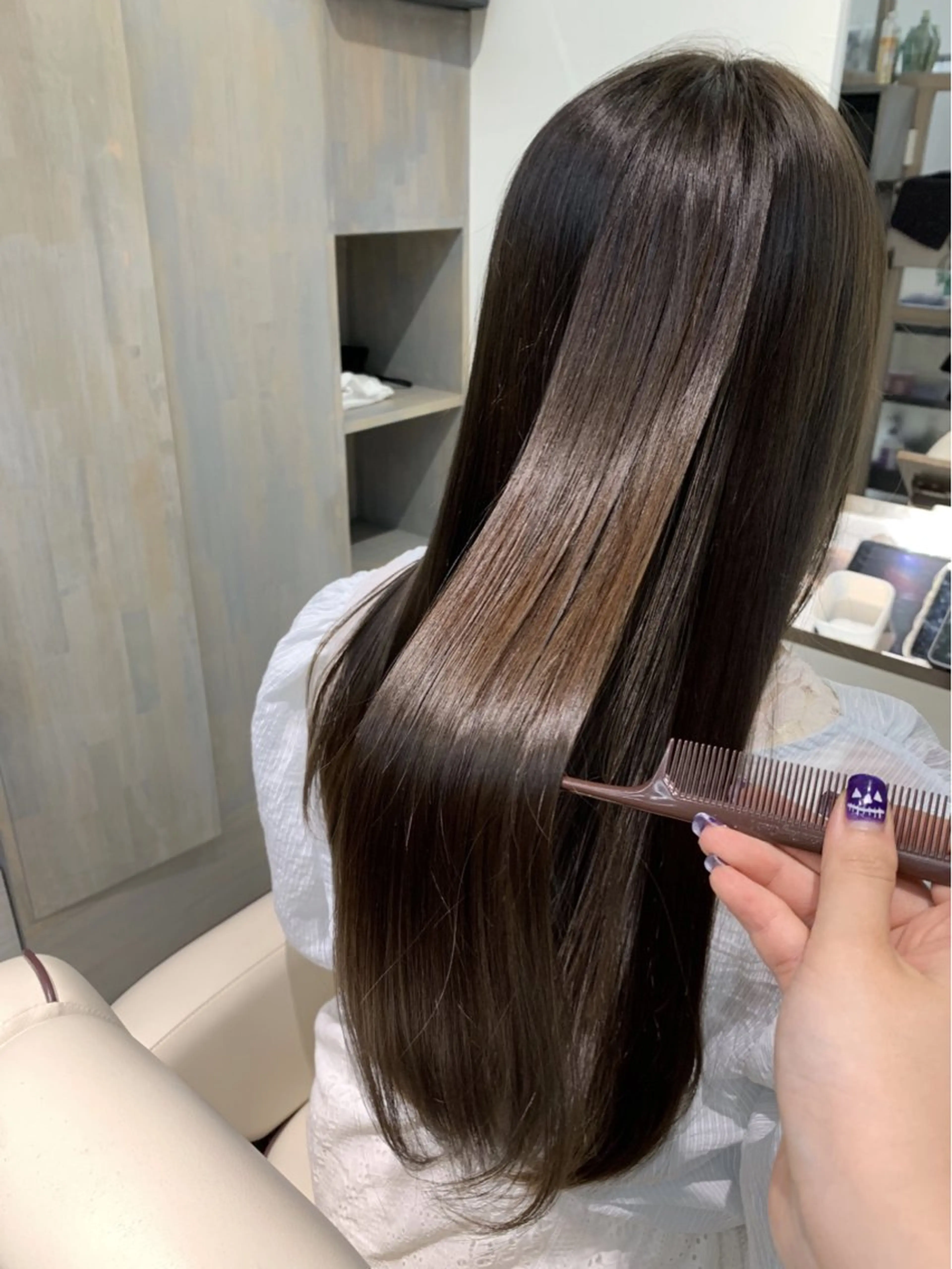 ロング トリートメント 酸熱トリートメント 髪質改善×艶カラー Haruのヘアスタイル