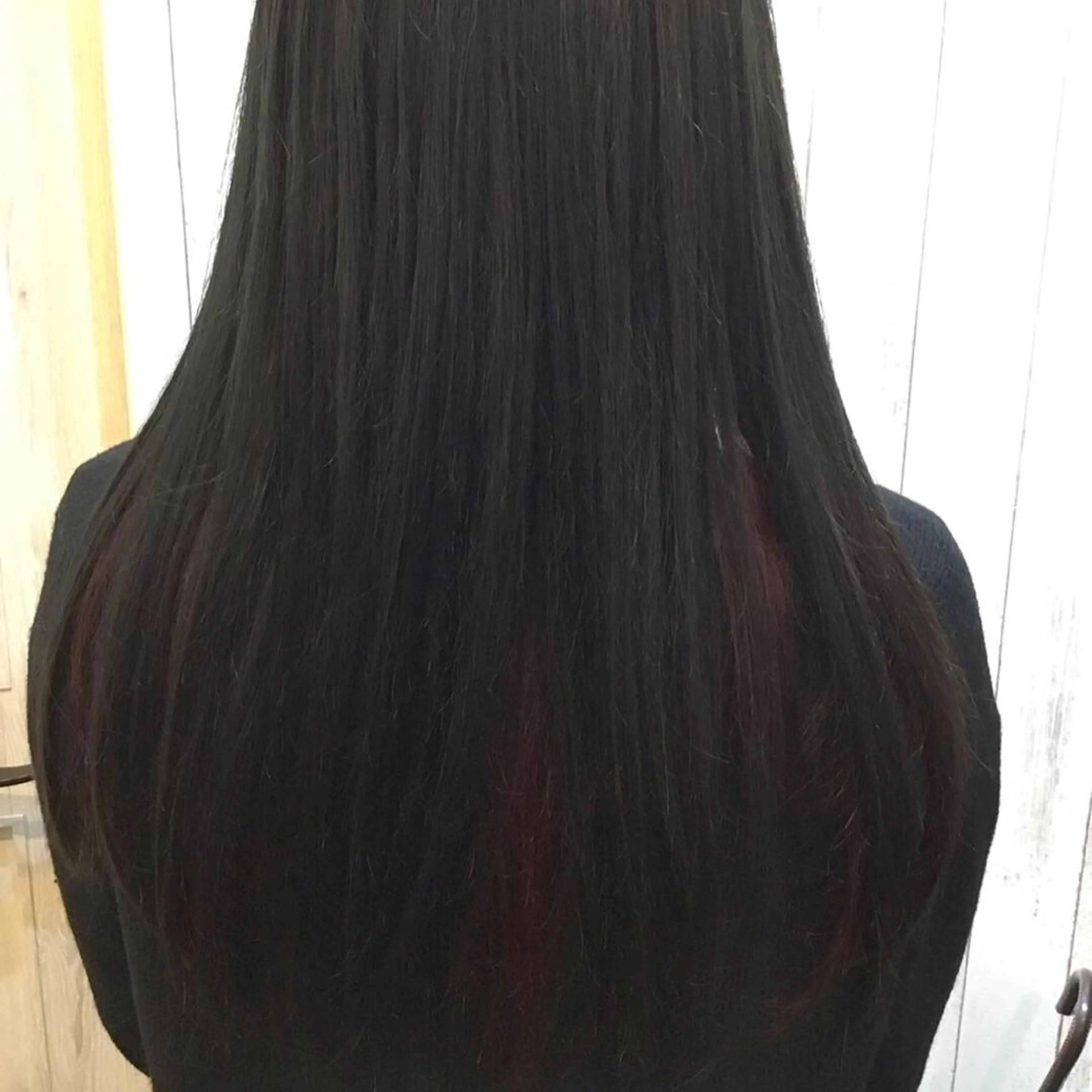 ロング カラー embrace エンブレイスのヘアスタイル