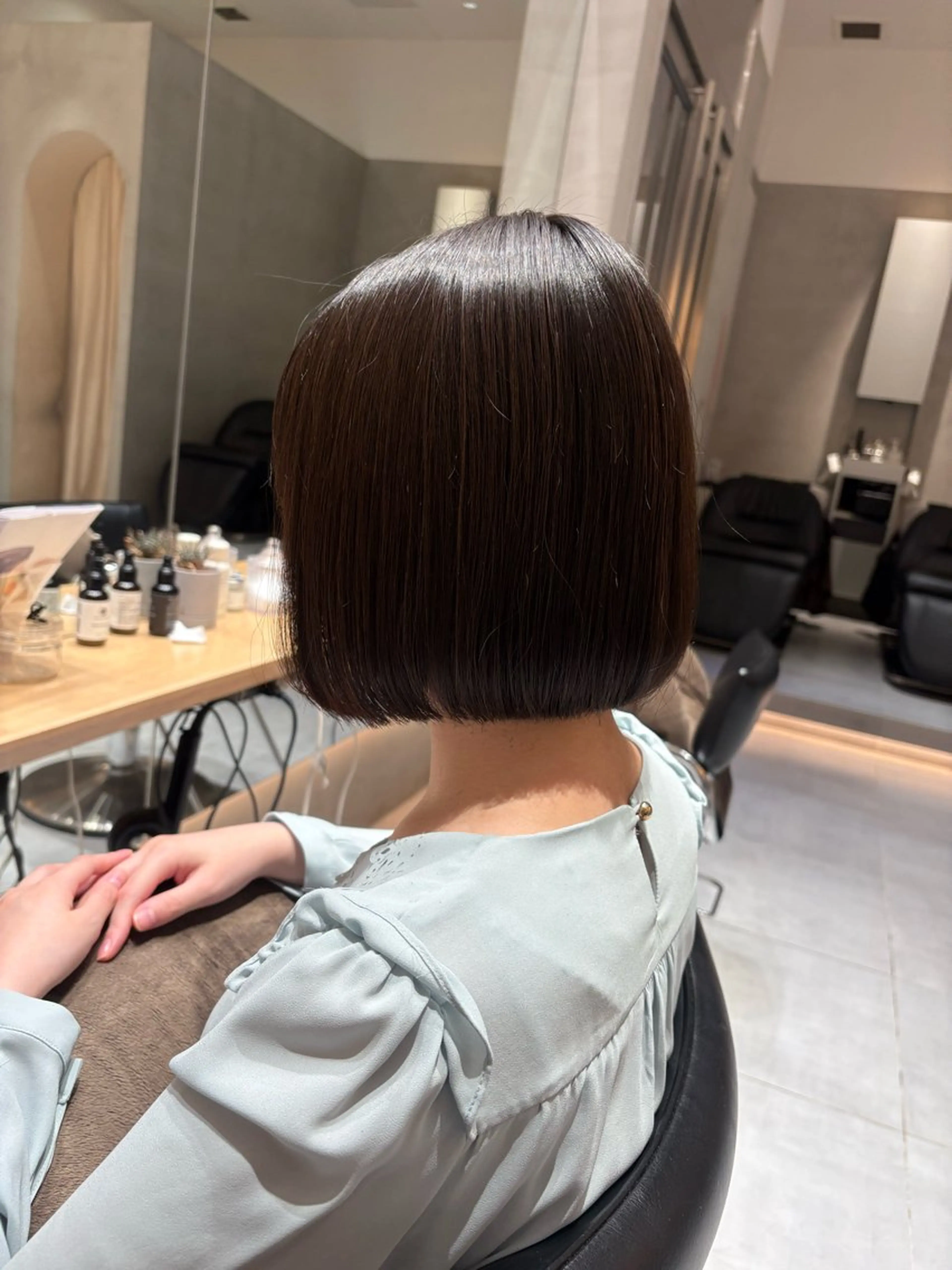 ミディアム ボブ ショートカット/ ハイトーン🪼風香のヘアスタイル