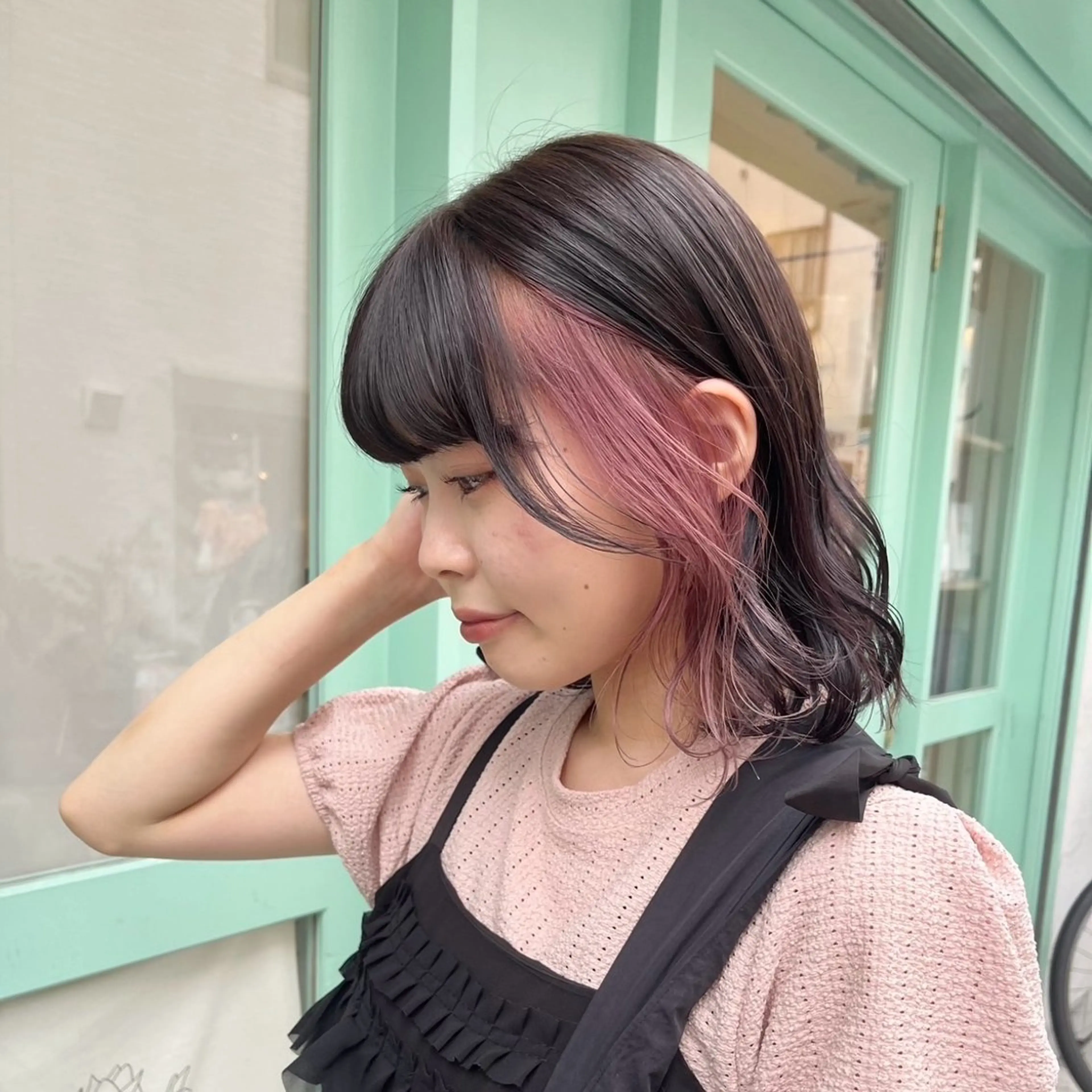 ミディアム カラー インナーカラー Ｆ.まひろ🎀 暖色カラー／ベージュのヘアスタイル