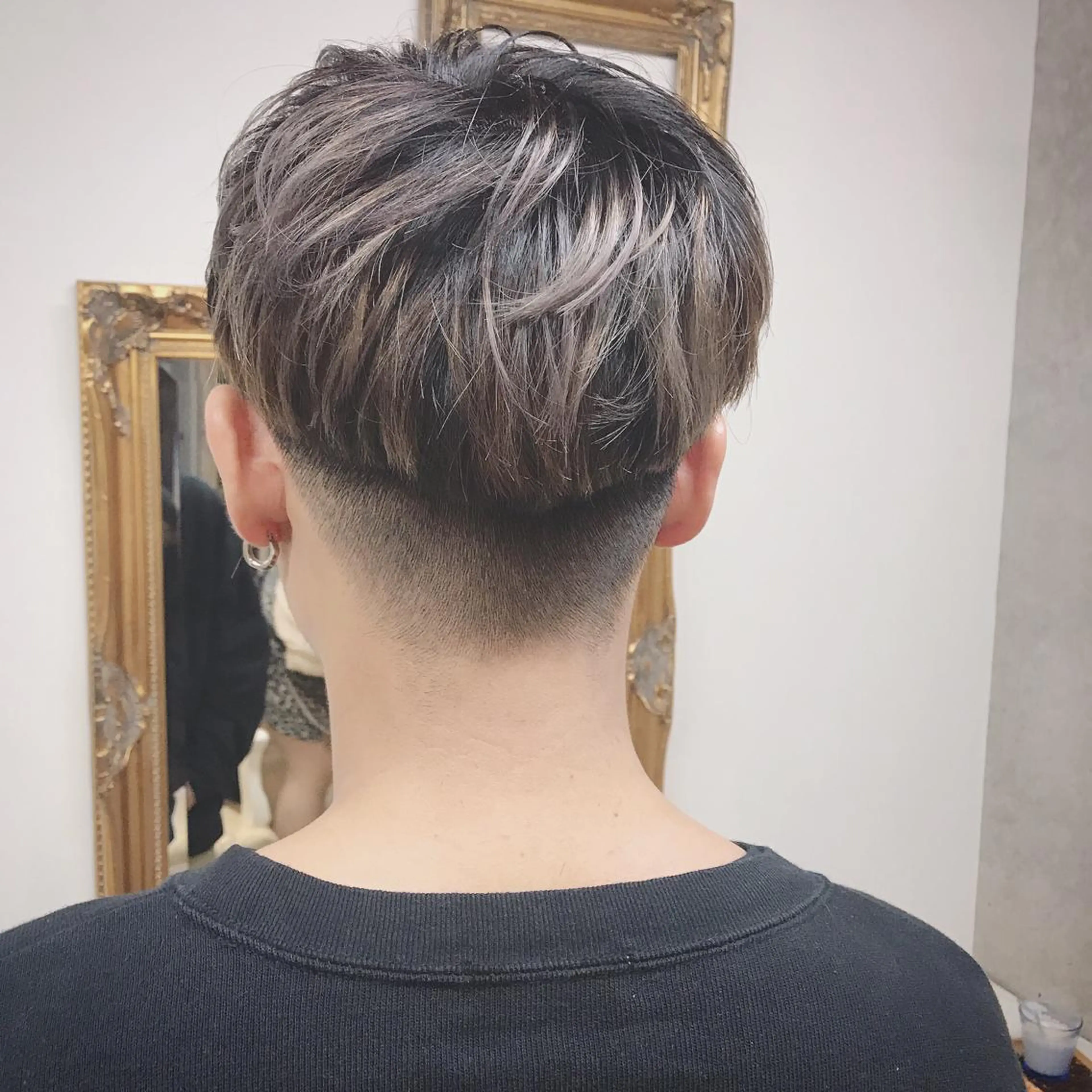 ショート メンズ 及川 光のヘアスタイル