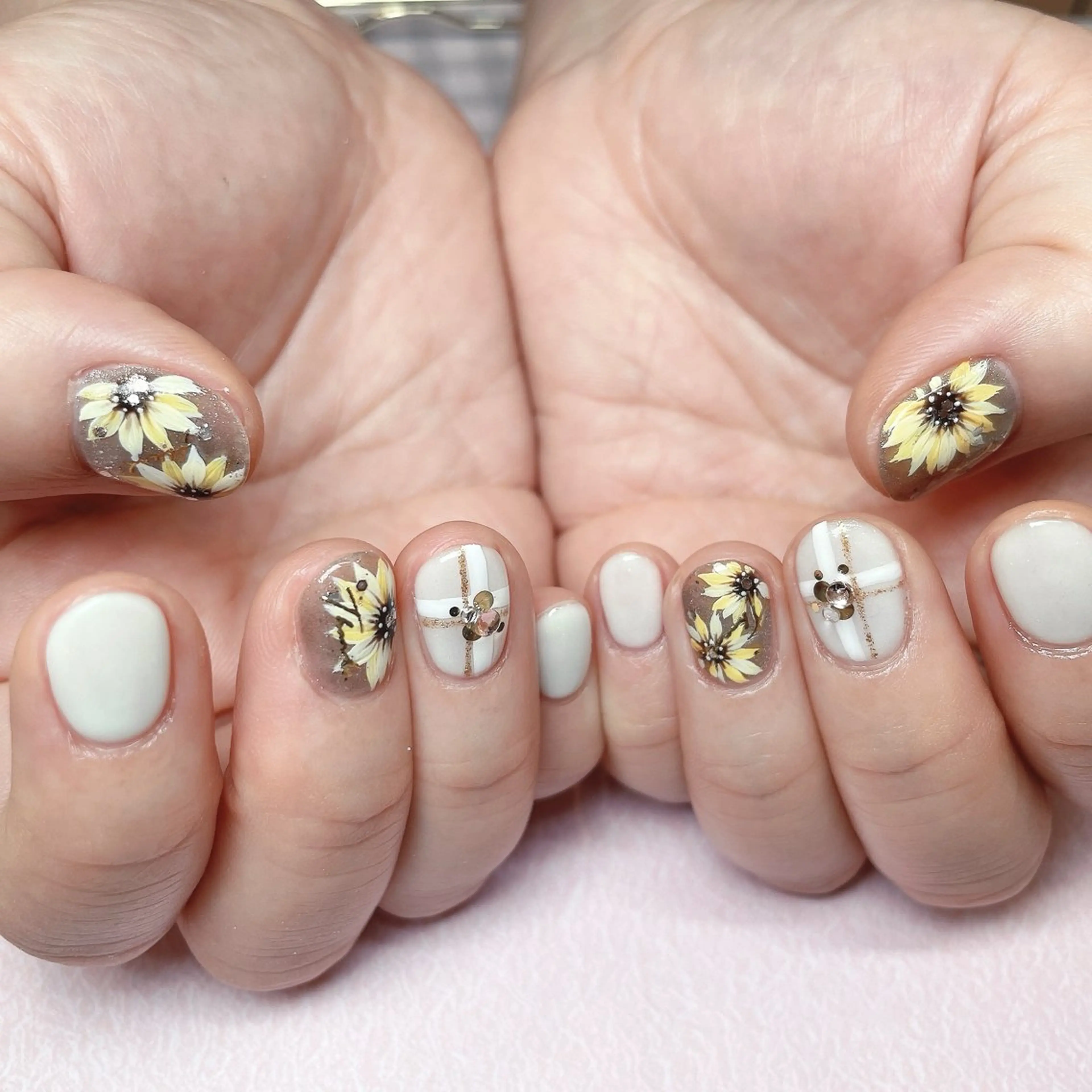 ネイル Aube Nail 佐藤のネイルデザイン