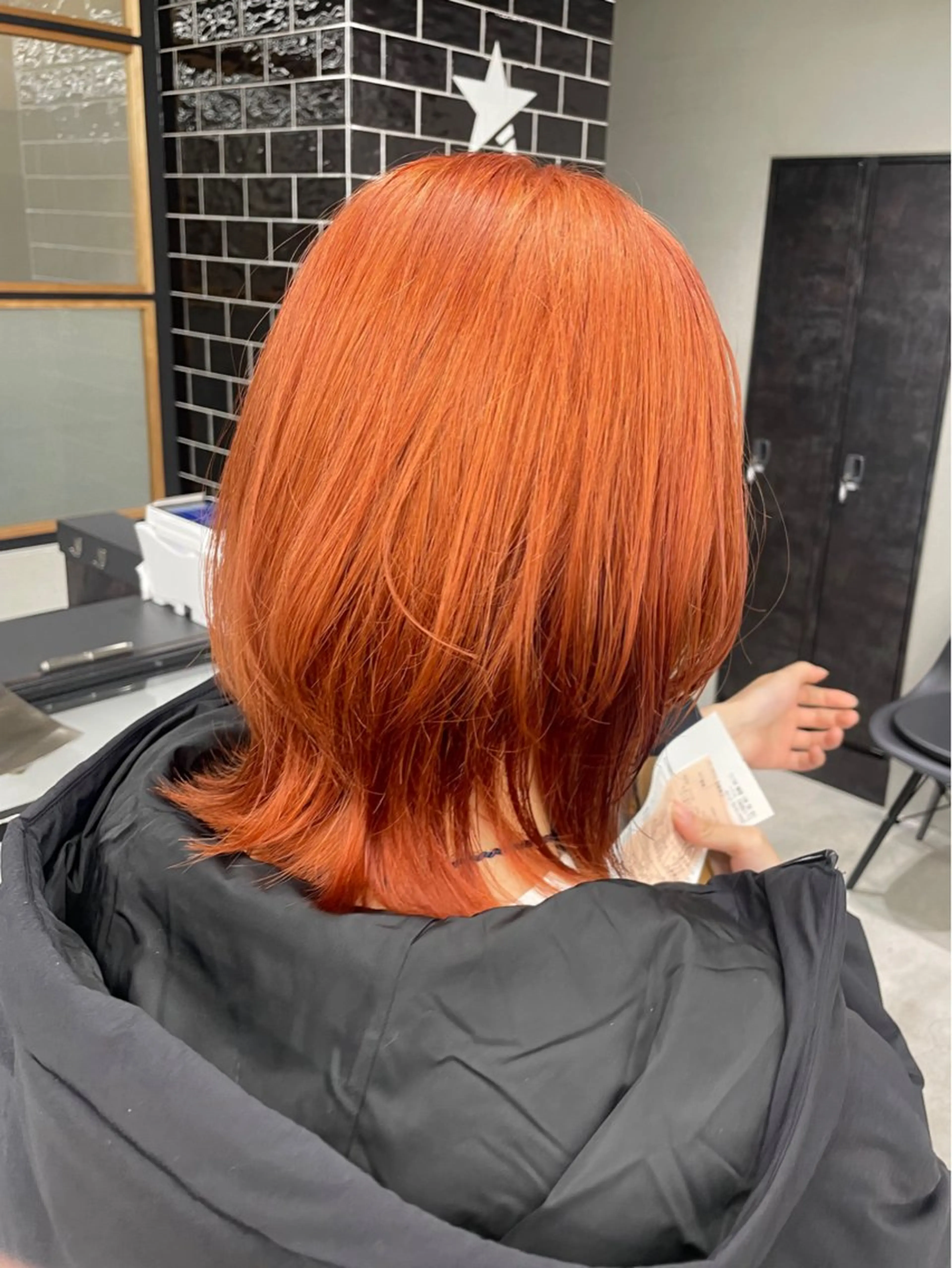 ミディアム カラー ヘアカラー トリートメント 艶カラー/レイヤー カット✂️近澤瑠以のヘアスタイル
