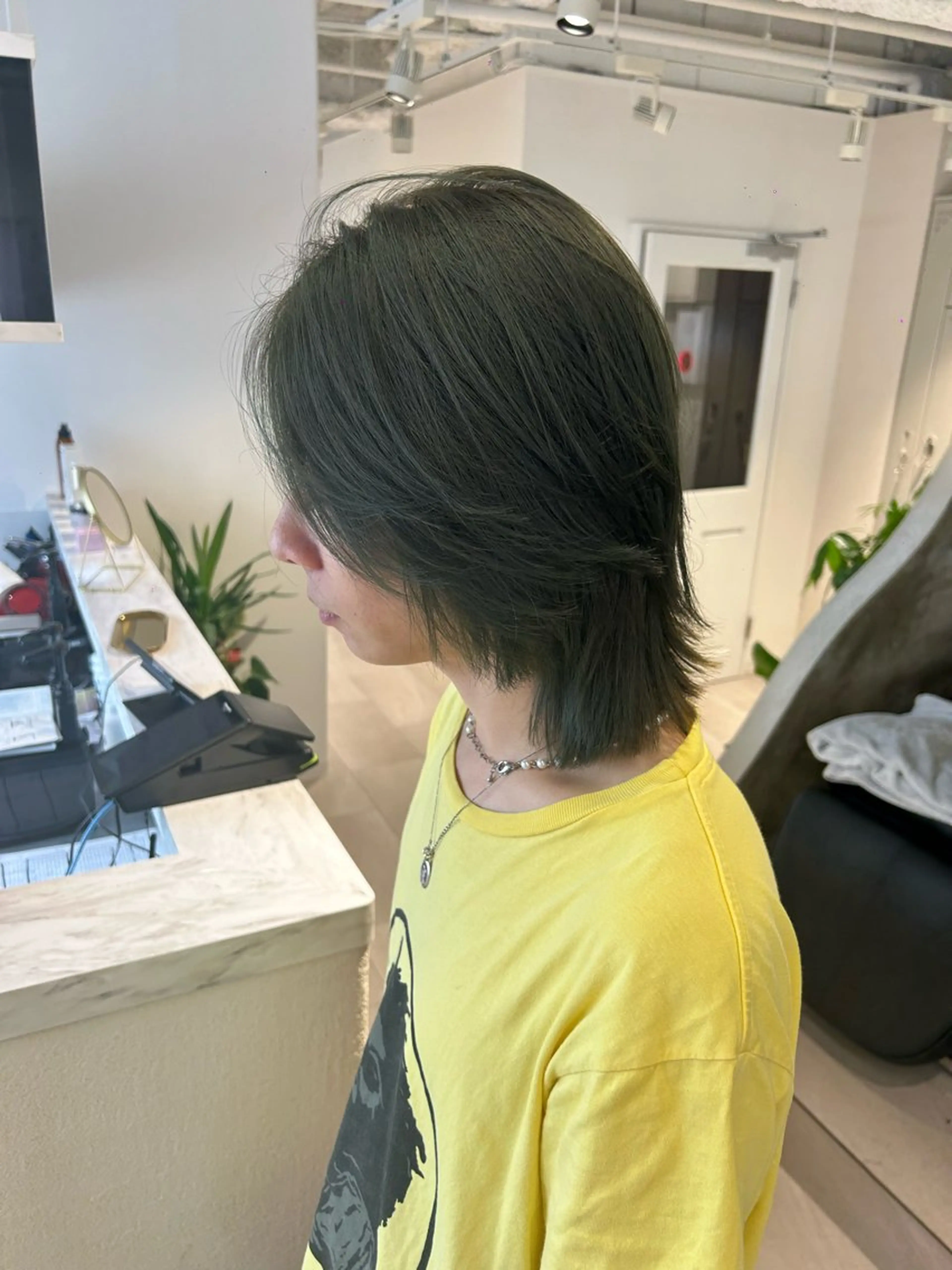 ミディアム ior北千住【イオール】所属・YU(ハイトーン/ ブリーチカラー)のヘアスタイル