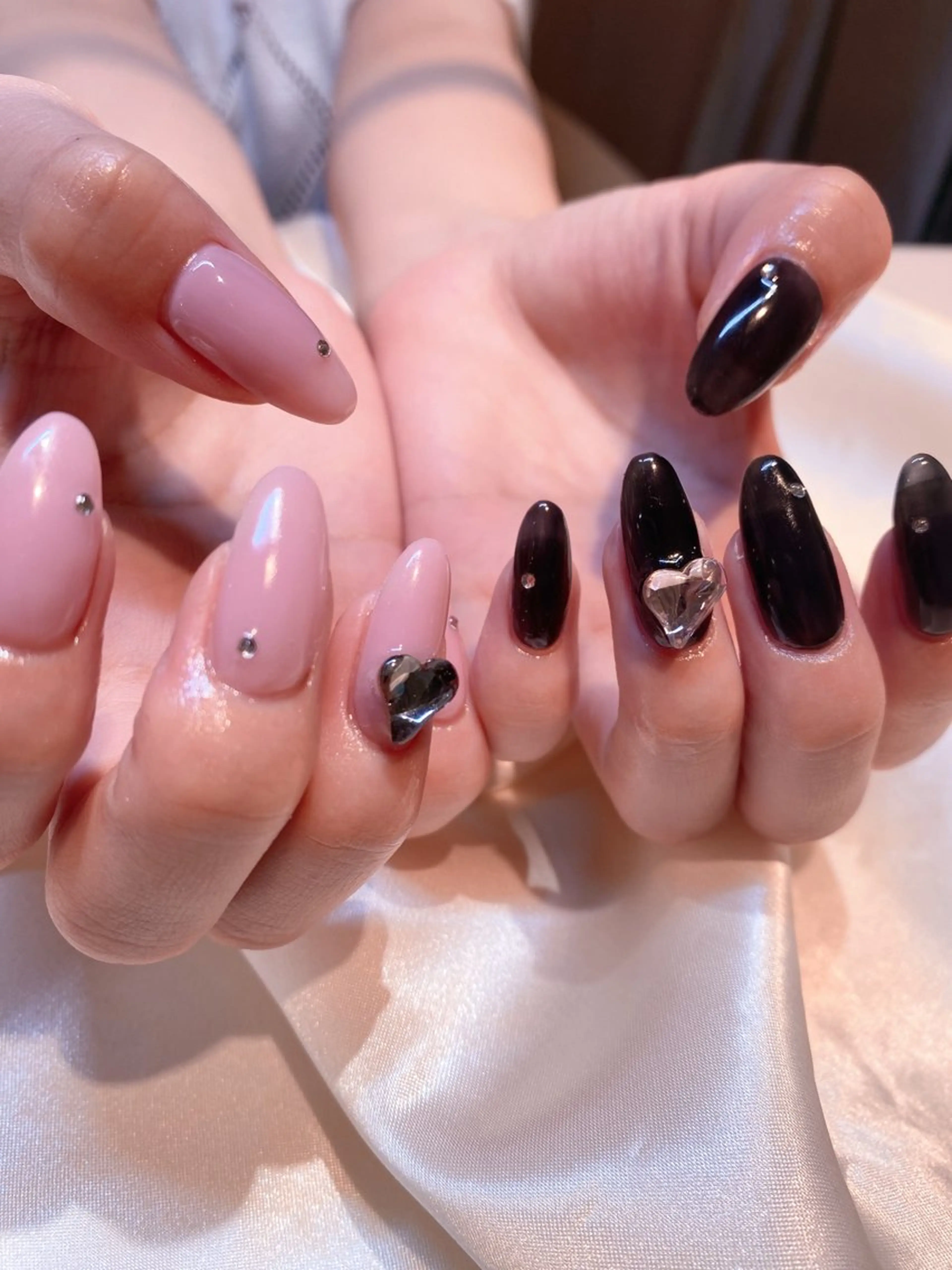 ネイル ハンドネイル 𝐘𝐔𝐊𝐈 💖のネイルデザイン