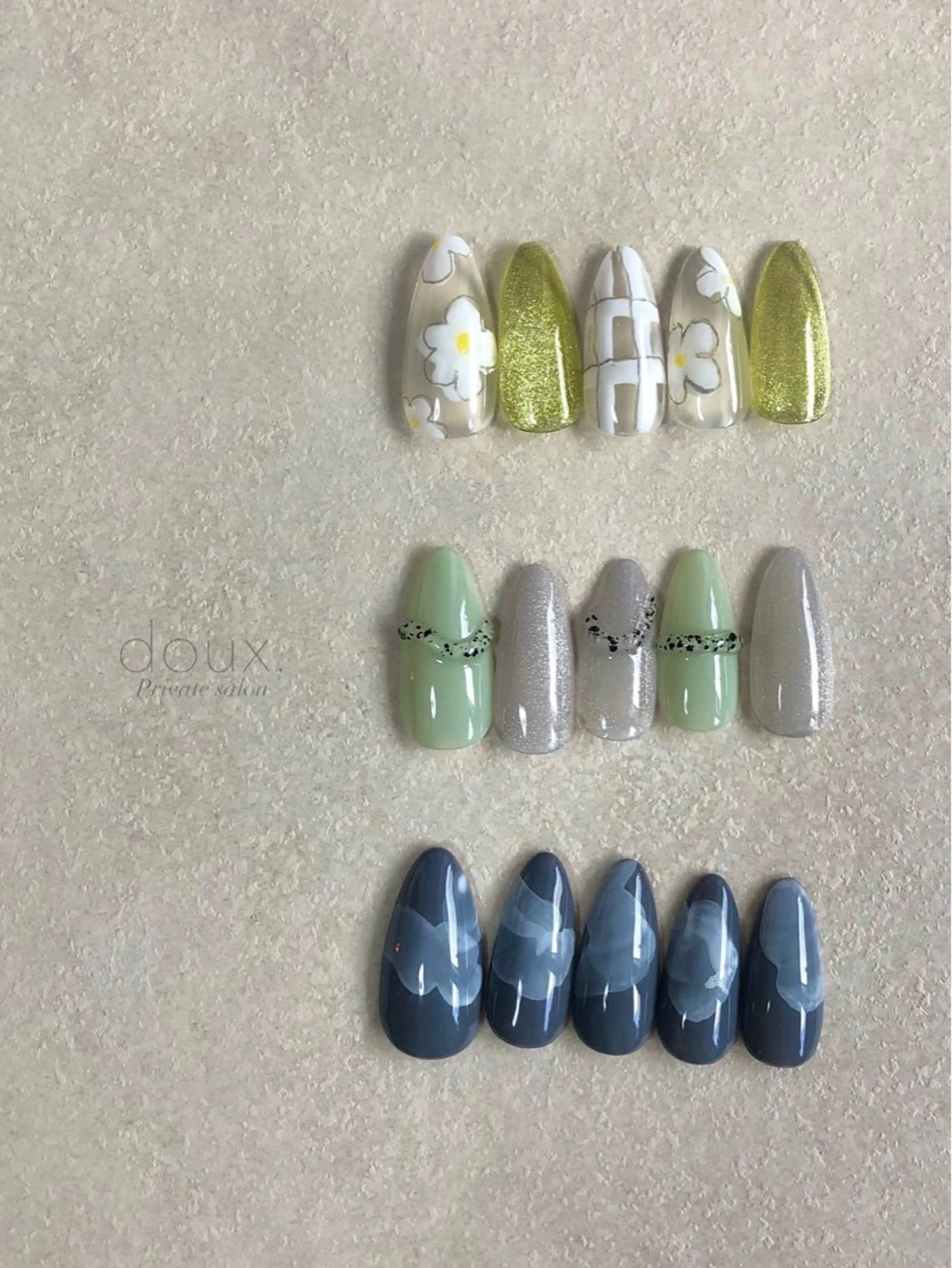 ネイル クリアネイル フラワーネイル マグネットネイル ニュアンスネイル 春ネイル ハンドネイル doux. nailのネイルデザイン