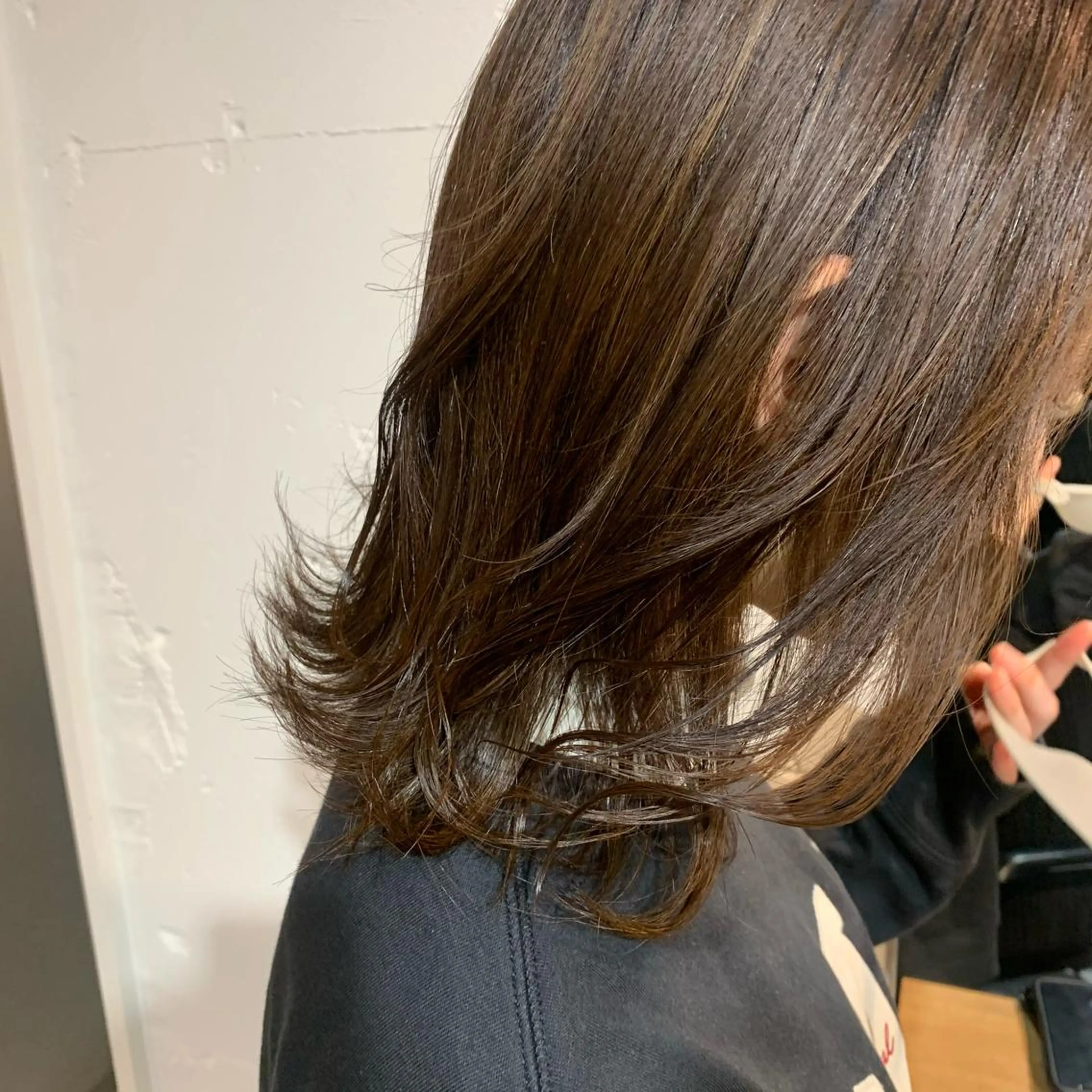 ミディアム カラー ヘアアレンジ メンズ メンズハイライト ハイライトカラー ハイライト pu+on. nailworks所属・fuyumi / ニュアンスネイルのネイルデザイン