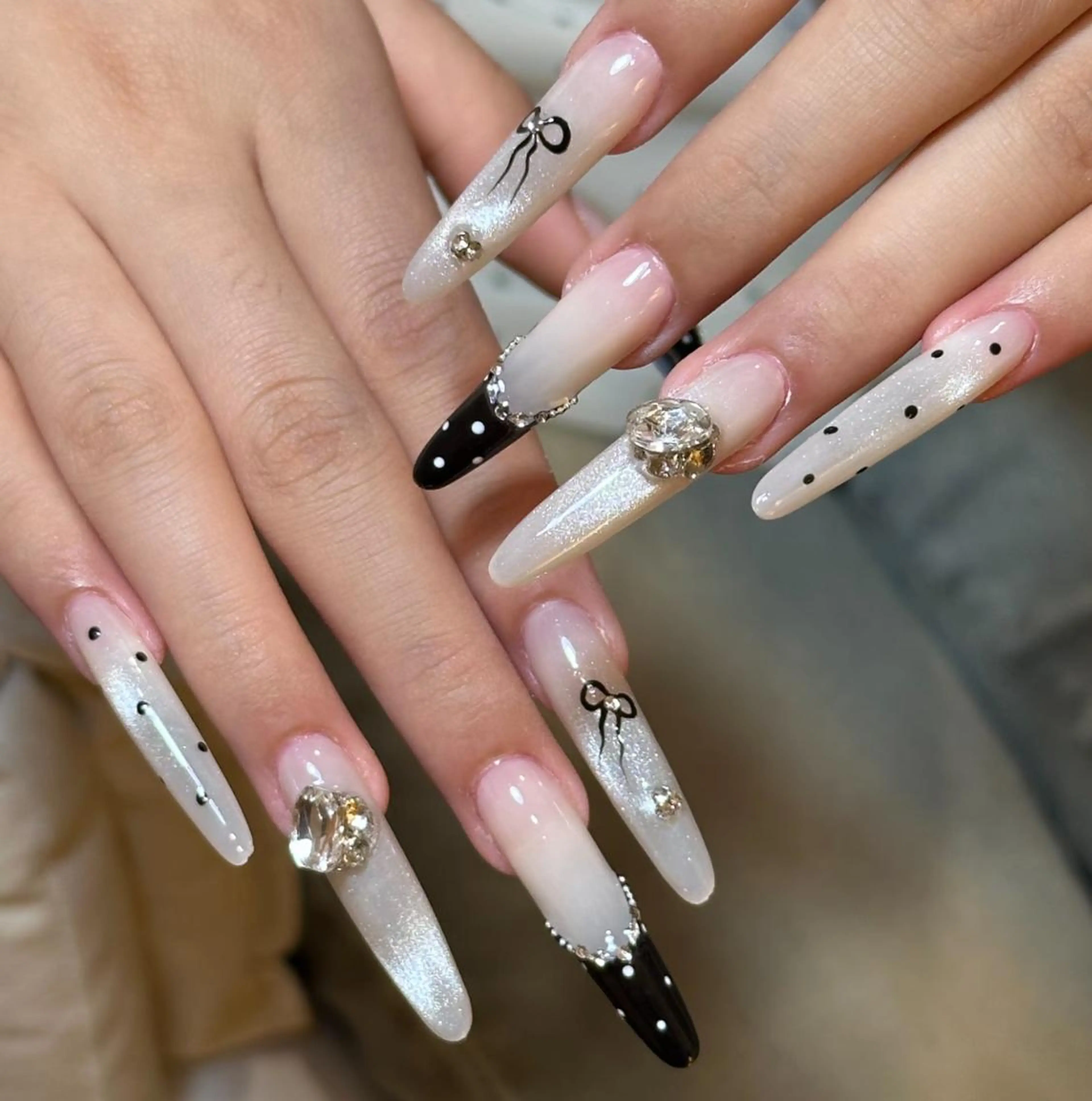 ネイル ハンドネイル ハンドケア 🍑 momo_nailのネイルデザイン