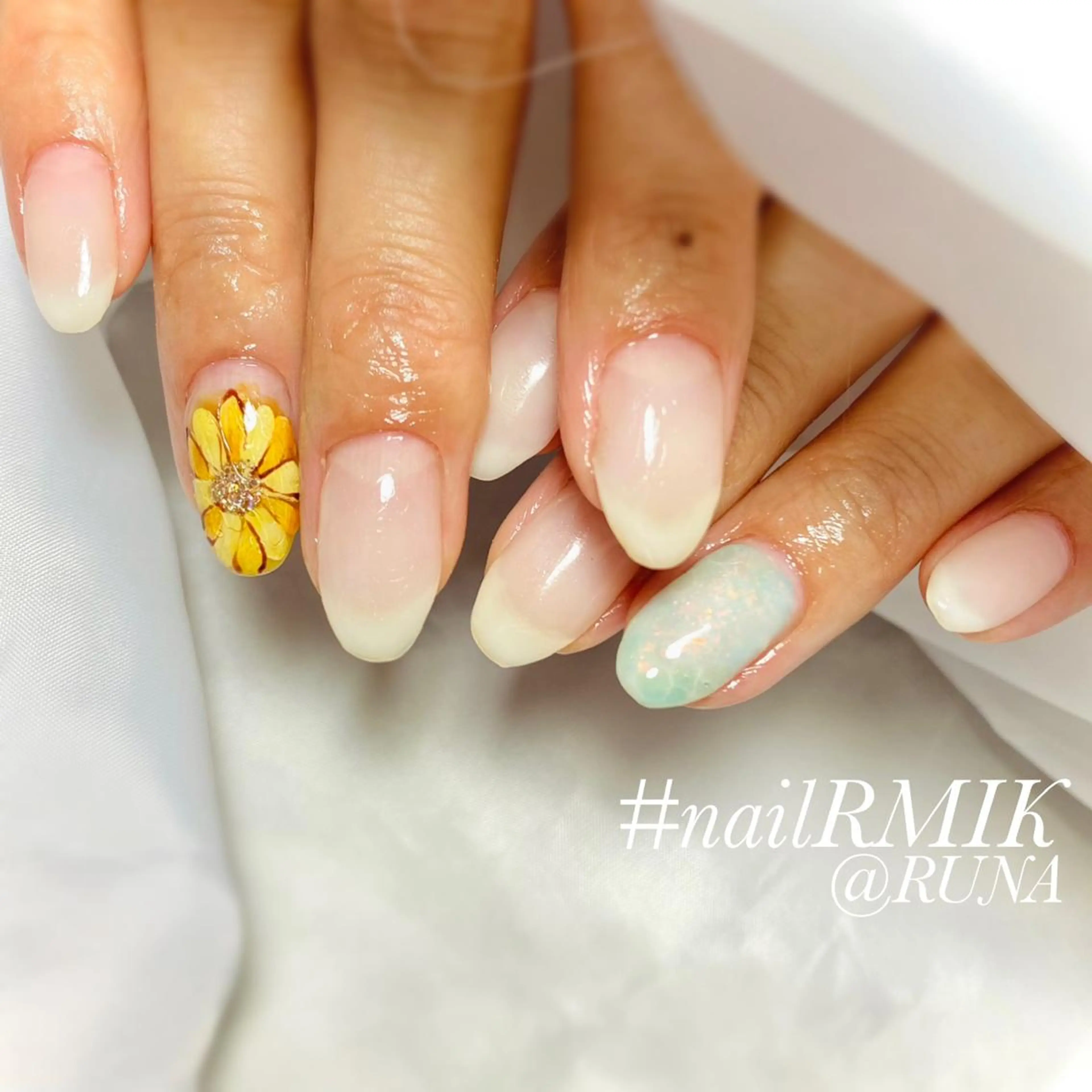 ネイル ハンドネイル nailsalon RMIKのネイルデザイン