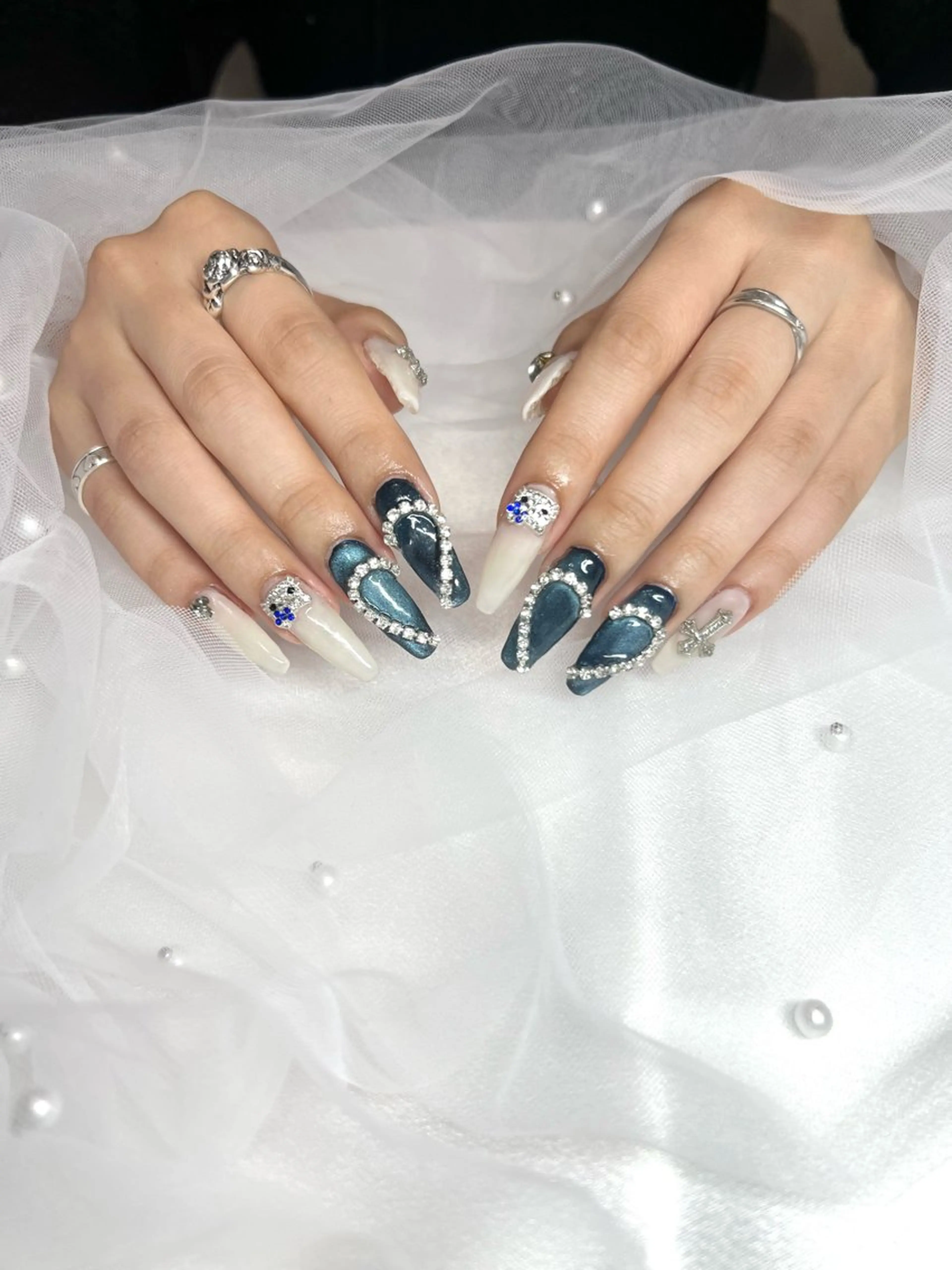 ネイル 井尻 紗菜のネイルデザイン