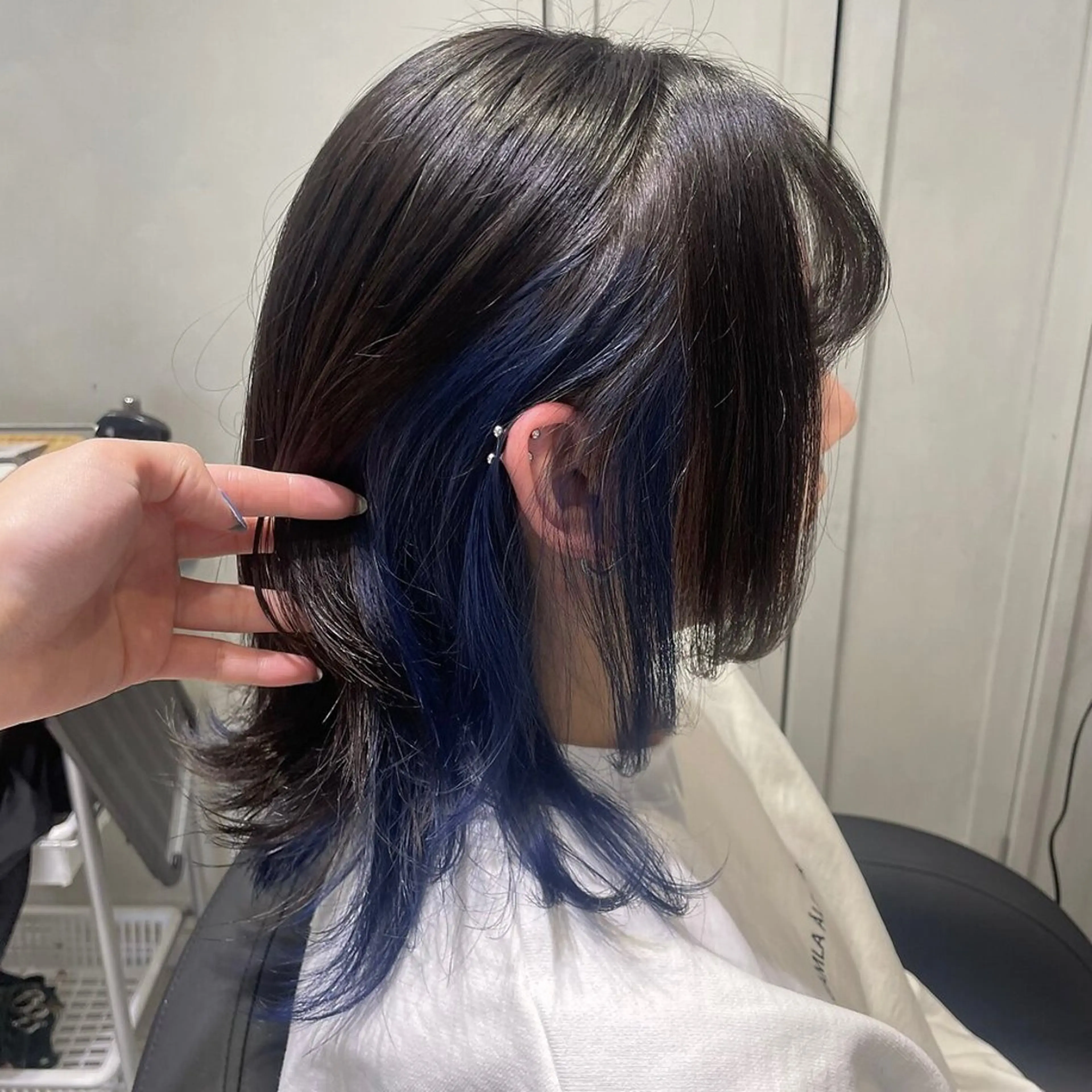 ミディアム カラー ブリーチ ブルーカラー ハイトーンカラー インナーカラー ヘアカラー 💖ブリーチ/暖色 𝐘𝐮𝐢💖のヘアスタイル