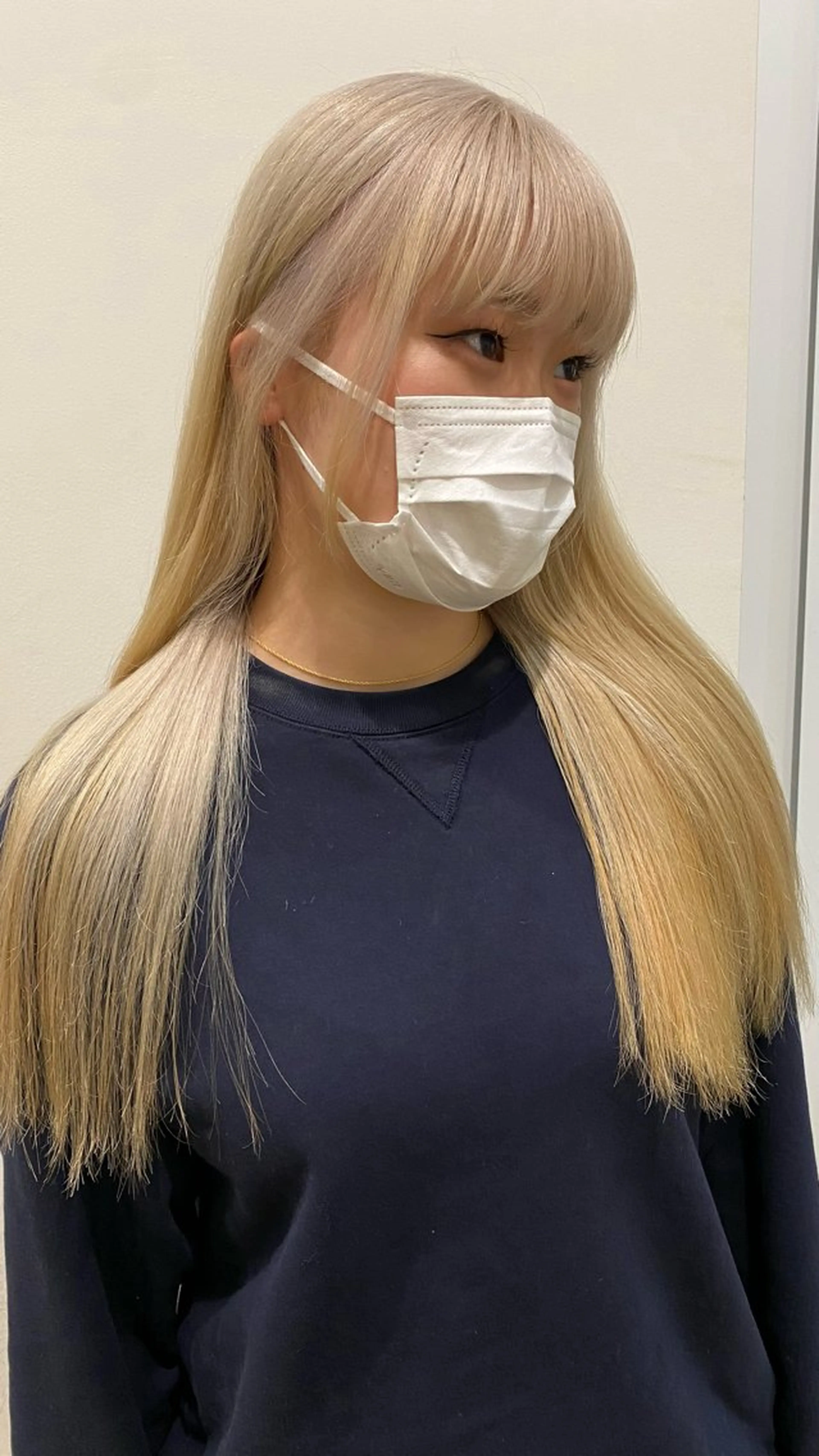 ロング カラー ヘアカラー トリートメント 磯谷 朋のヘアスタイル