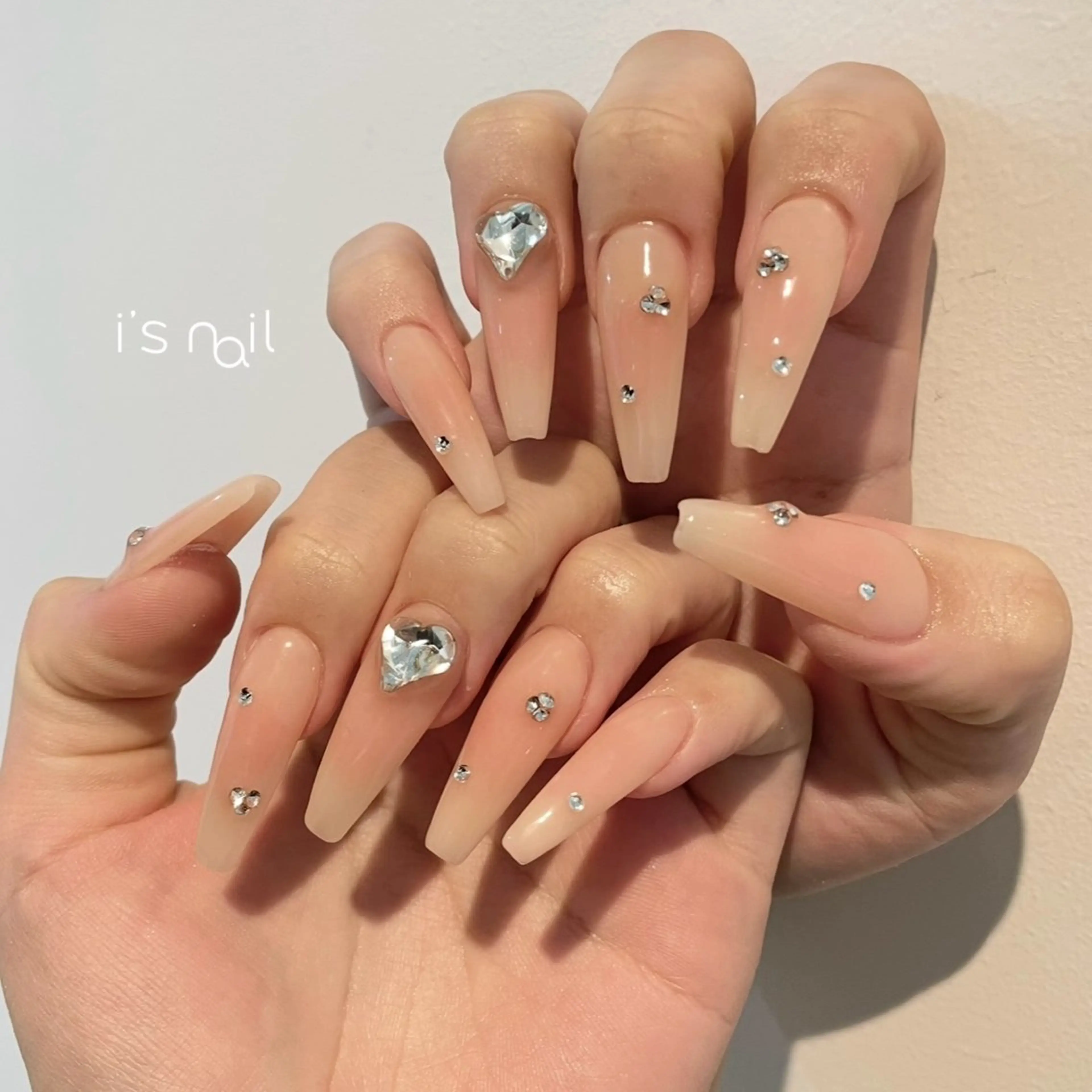 ネイル アートネイル スカルプネイル i's nail 〈アイズネイル〉のネイルデザイン