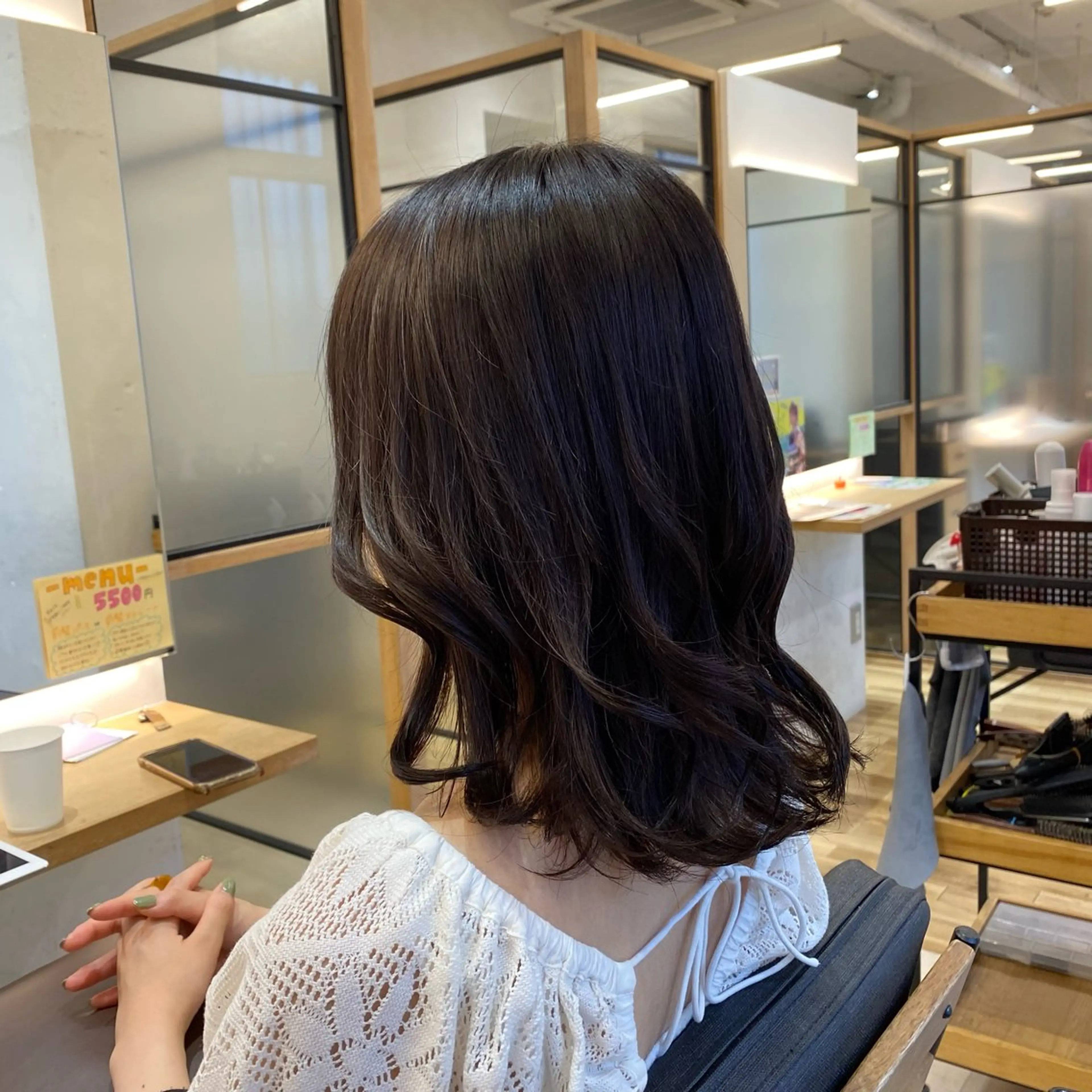 セミロング カラー ヘアカラー ついざき はるかのヘアスタイル