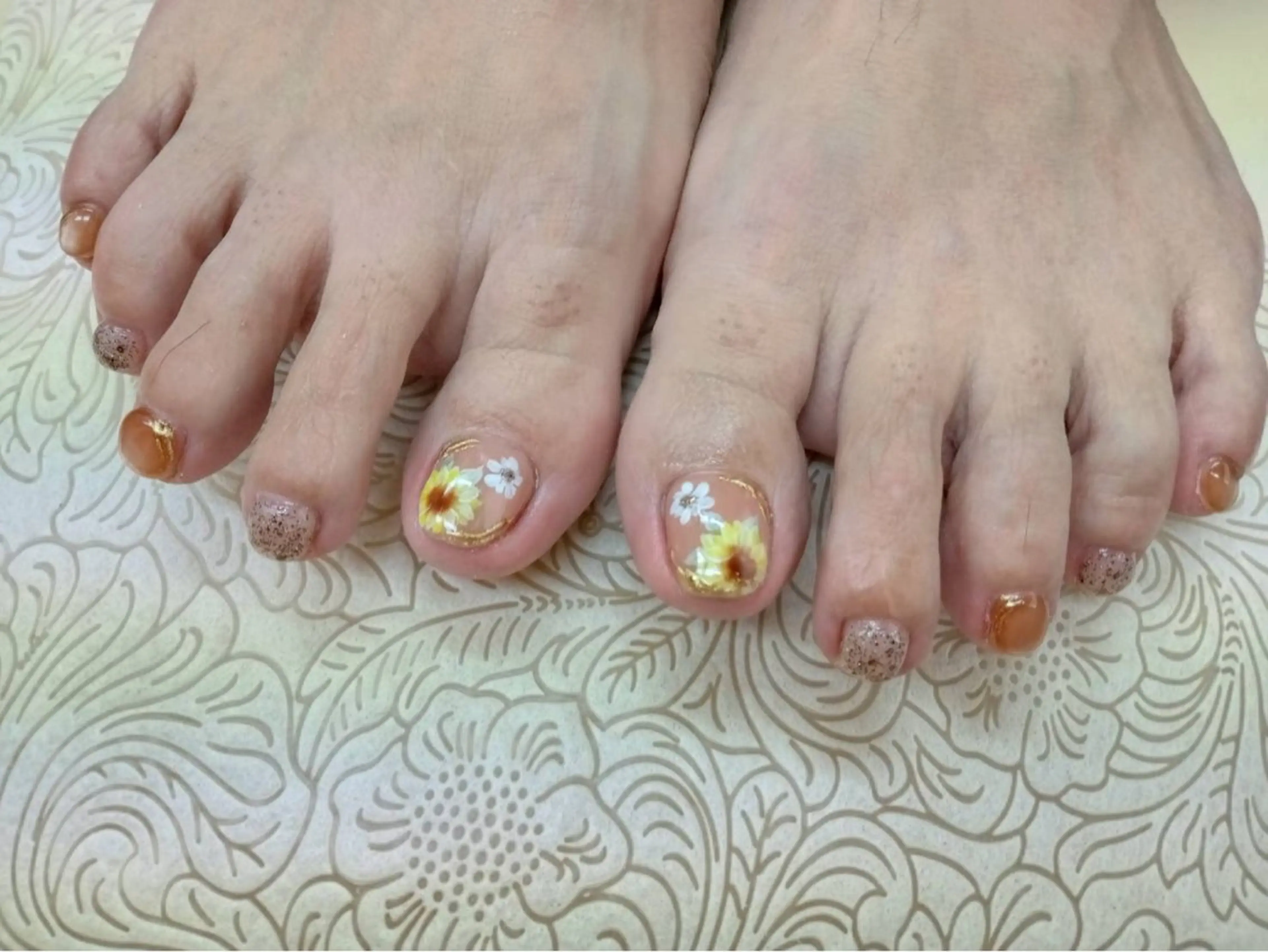ネイル フラワーネイル ハンドネイル precious nail room所属・precious nail  roomのネイルデザイン