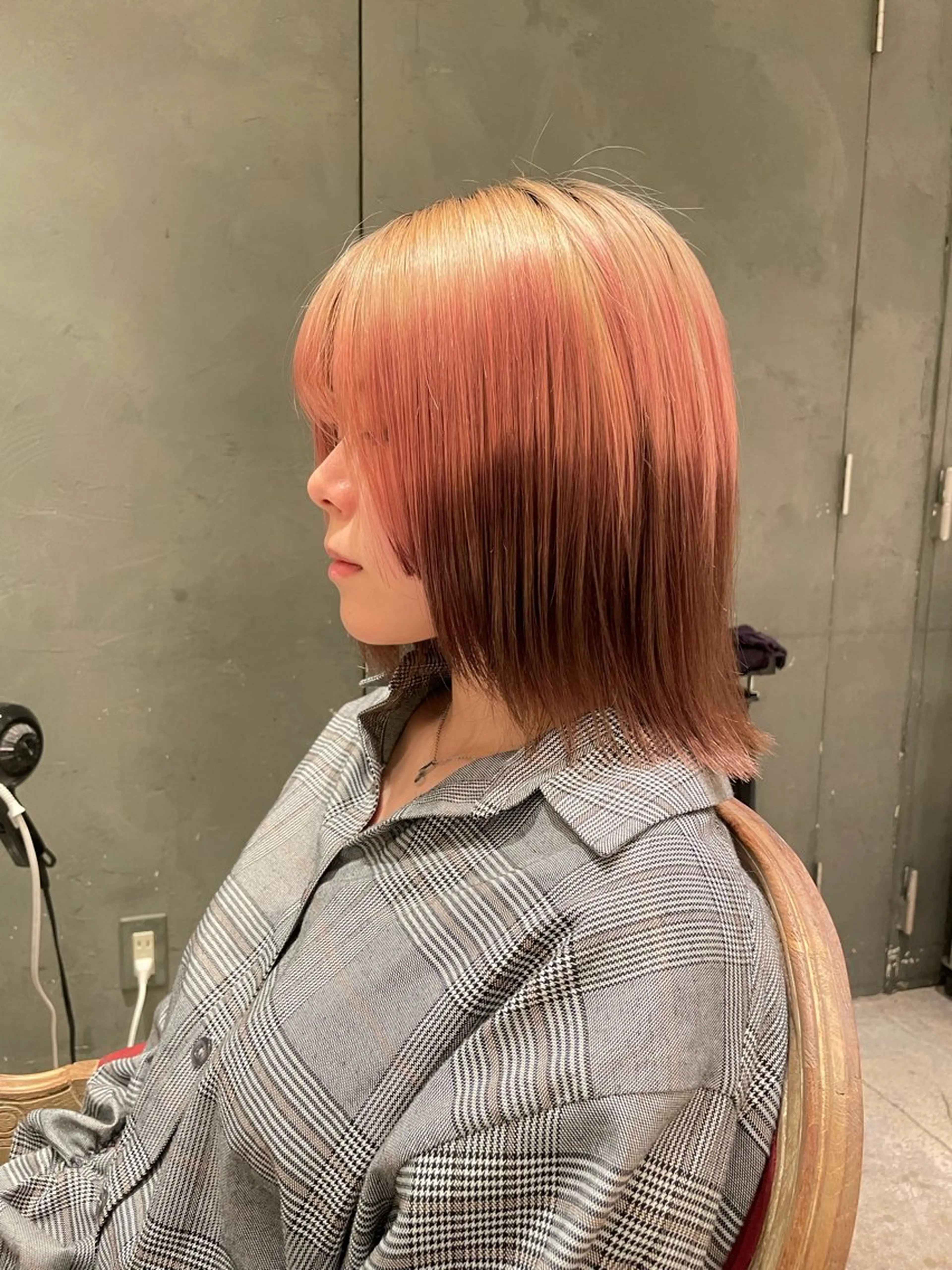 ミディアム 顔周りカット 姫カット カット 🪱BAROQUE anzu📛のヘアスタイル