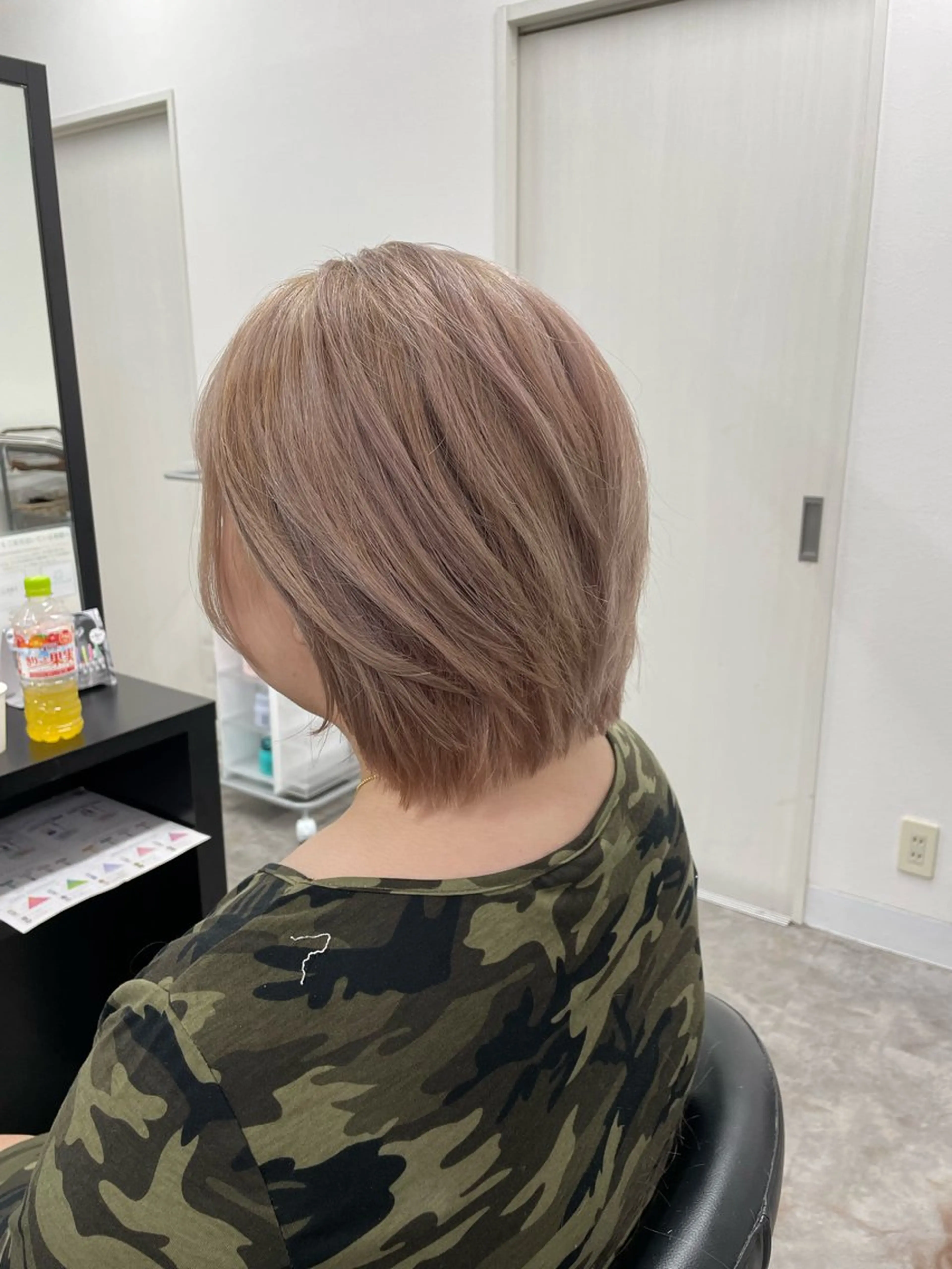 ショート カラー ベージュカラー ブリーチ ホワイトベージュ LOBY浦添店所属・LOBY浦添店 NABEのその他イメージ