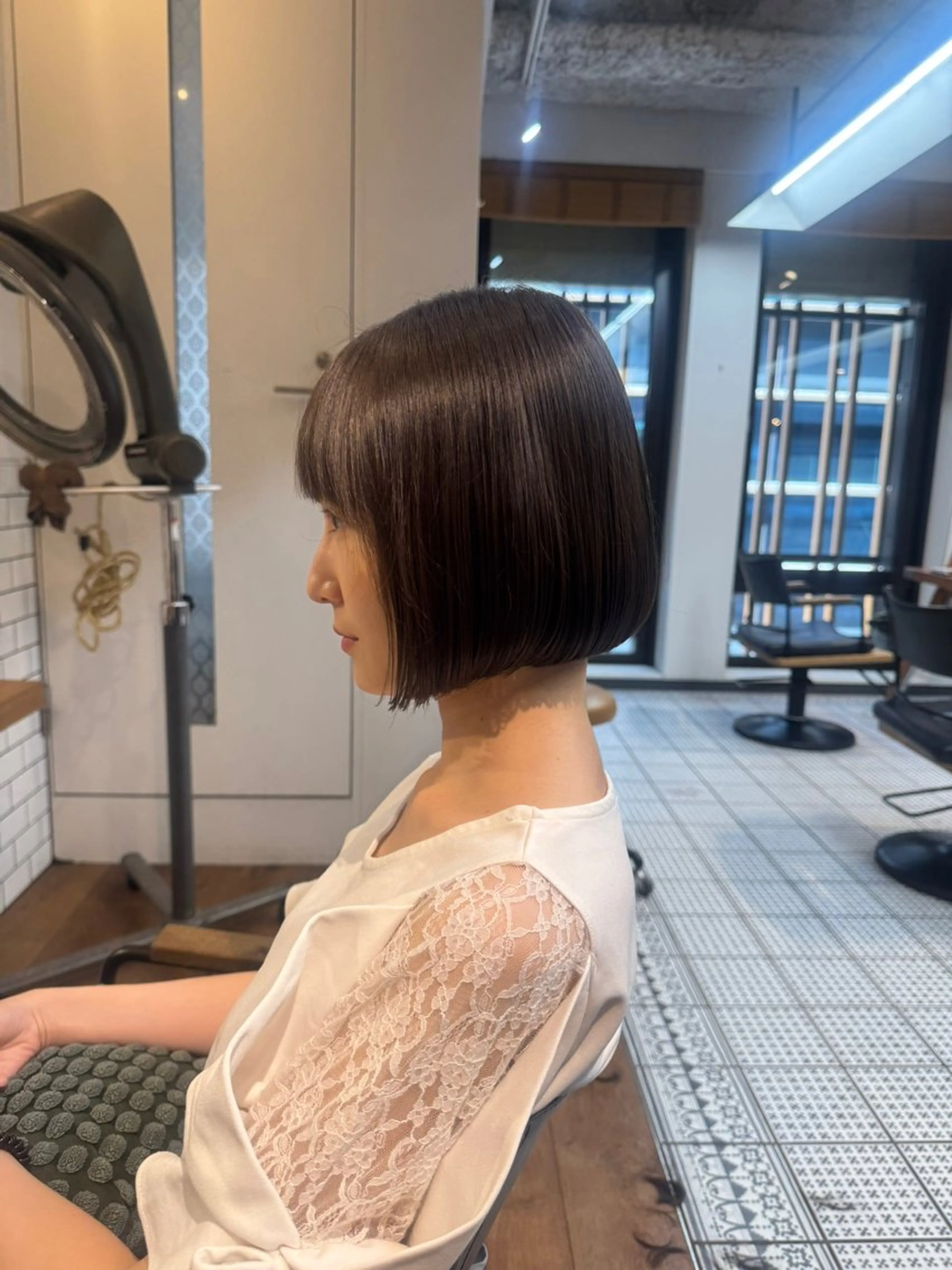 U30以下限定！！ボブにしたい方専用🔥カット＋酸性ストレート＋トリートメント‼️✨(前髪のみストレートも可能です)の写真