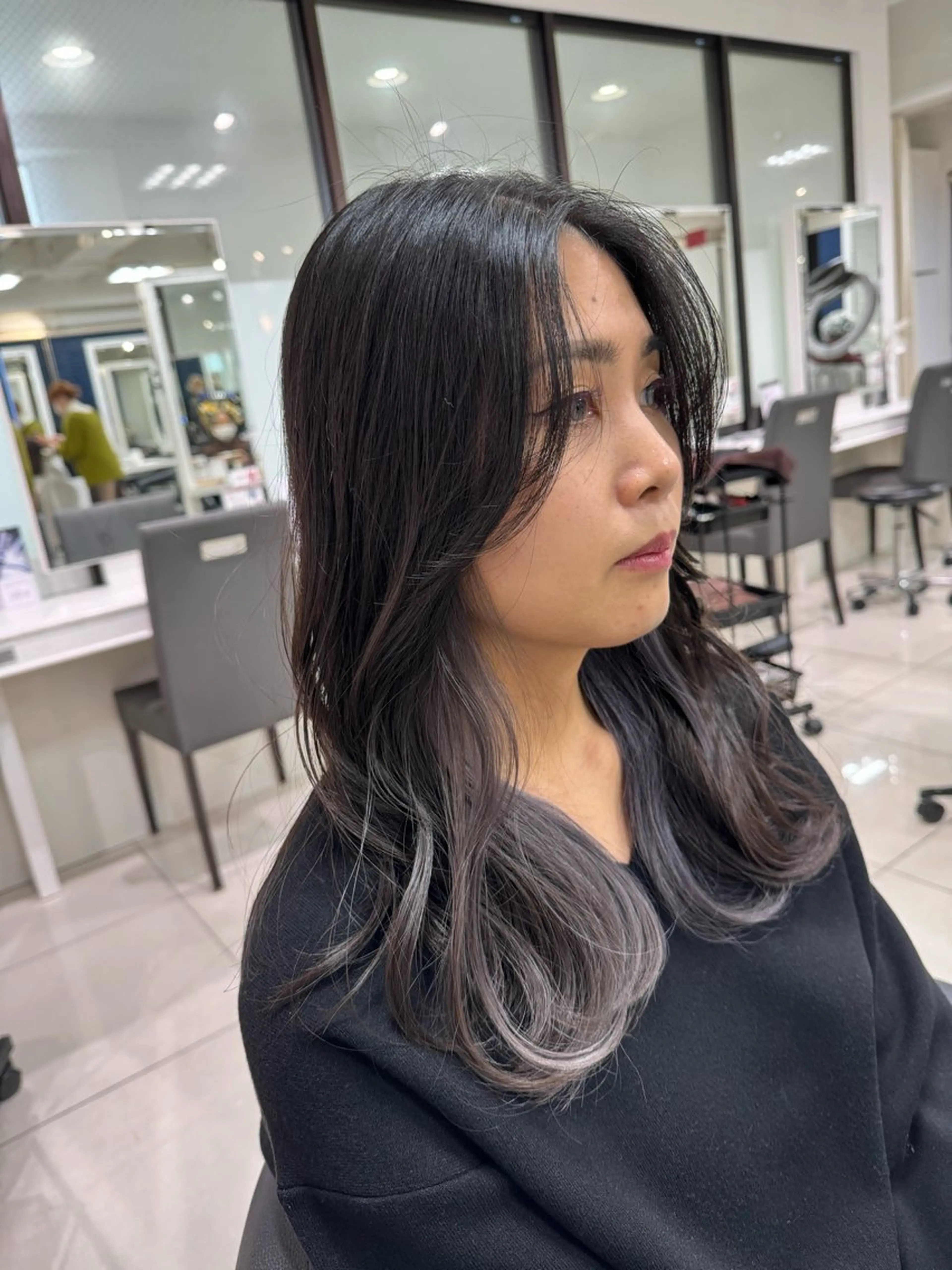 ロング カラー ブリーチ グレージュ イルミナカラー インナーカラー ラベンダーカラー ヘアカラー 【デザインカラー】 粥川佳日望のヘアスタイル