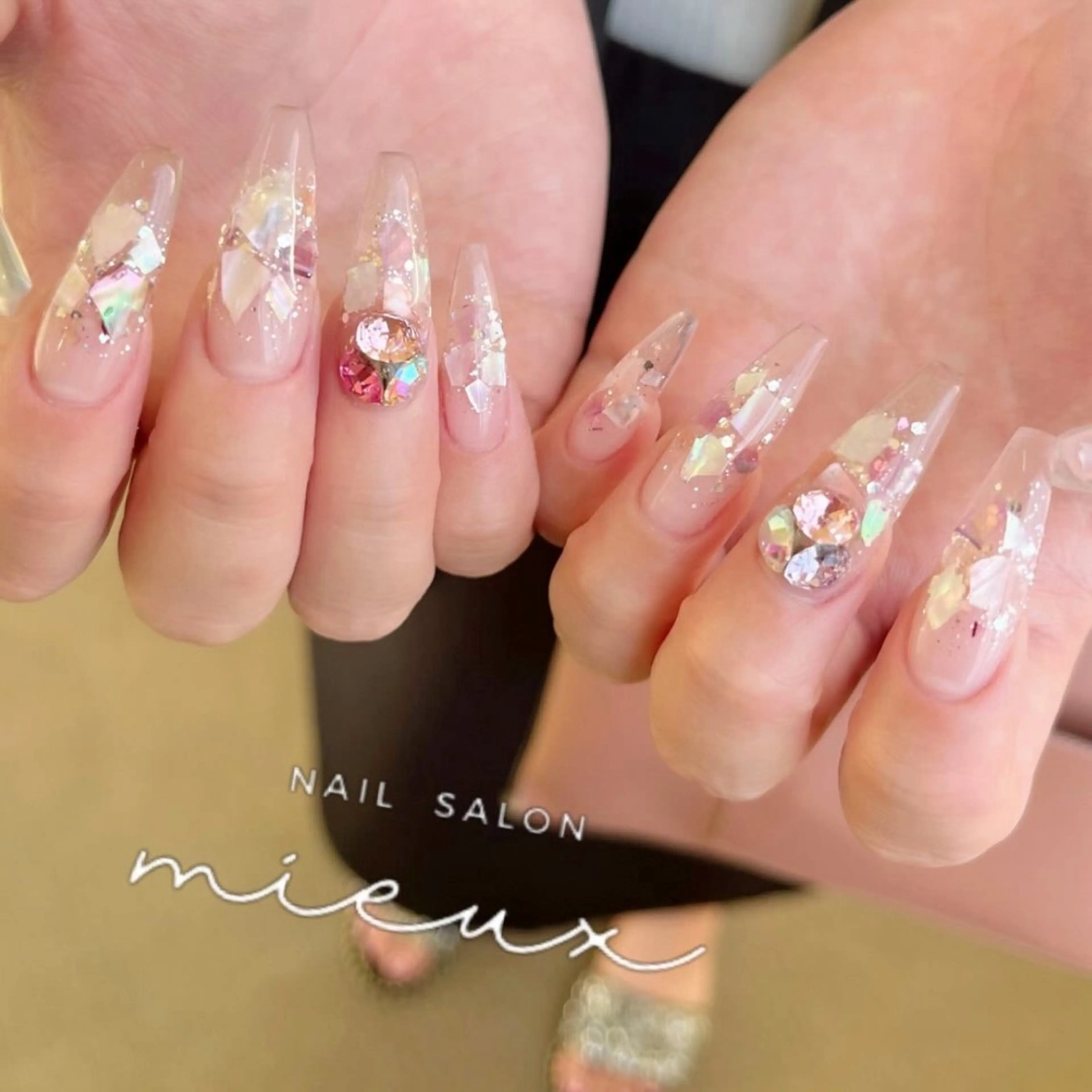 ネイル ハンドネイル mieux ariiiのネイルデザイン