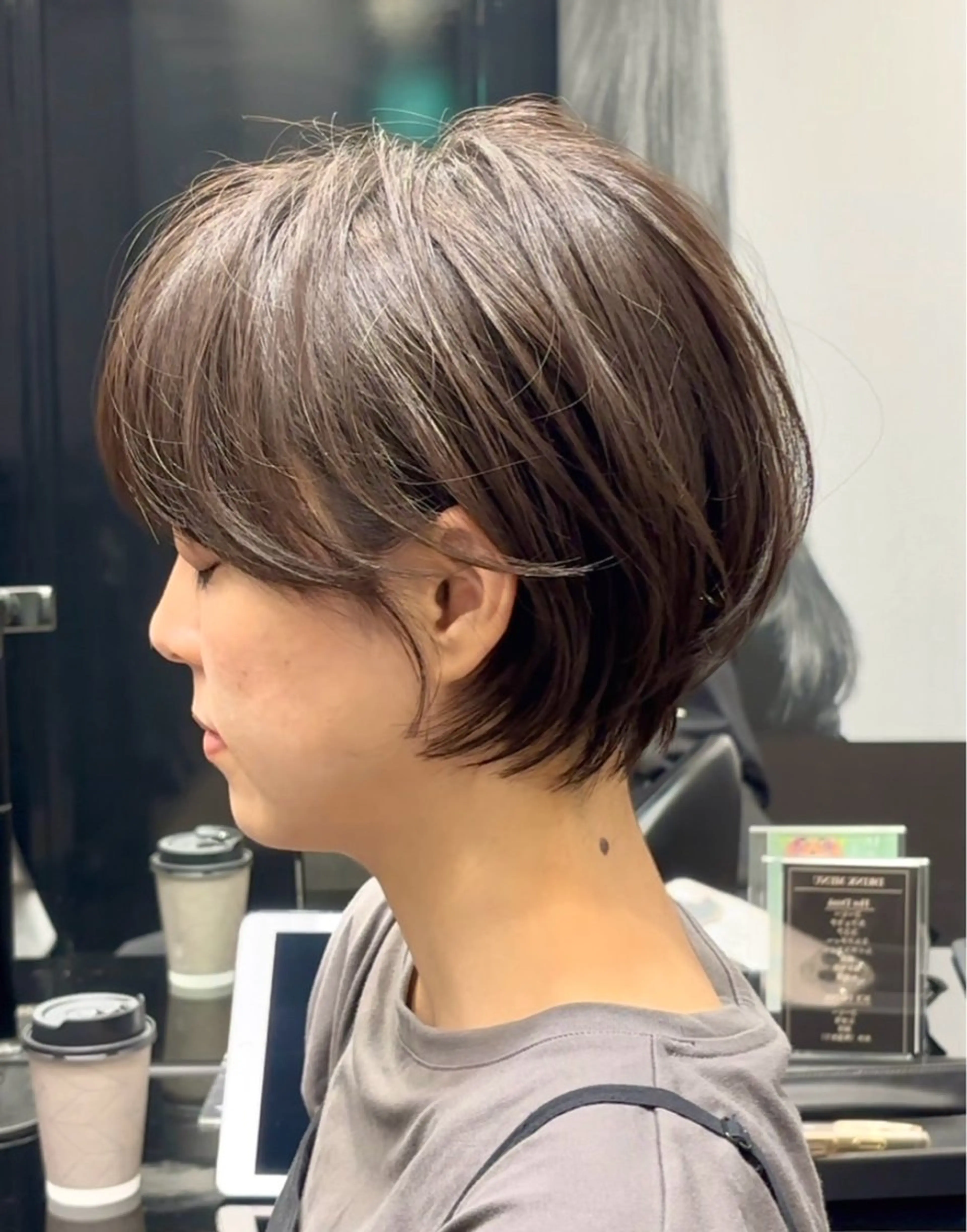 ショート ショートボブ ハンサムショート 丸みショート ボブ くびれヘア カット ヘアカラー HARUKI  MINATO Japan広島紙屋町店所属・hmj紙屋町店 脊戸智志のヘアスタイル