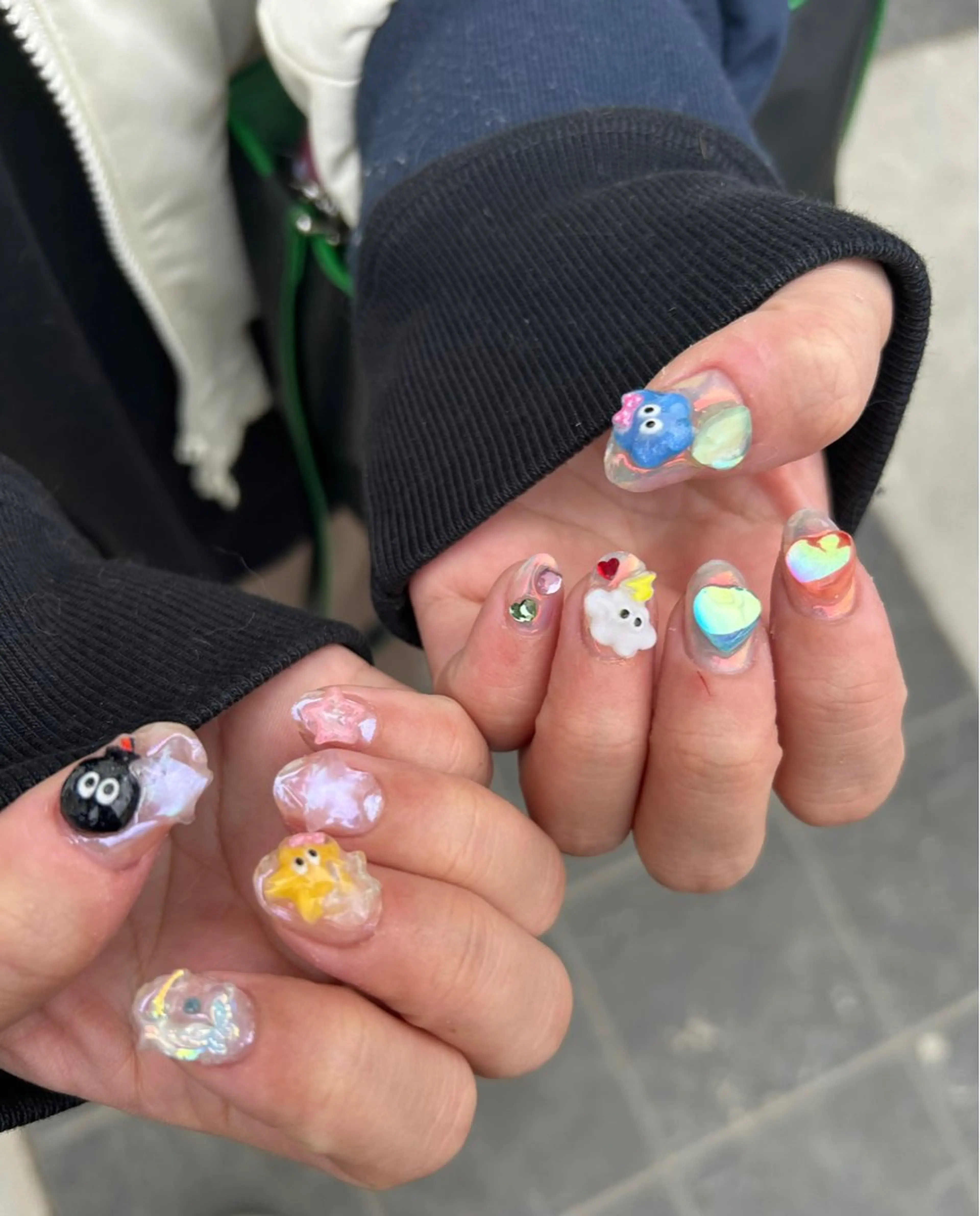 ネイル オーロラネイル ワンカラーネイル ハンドネイル Ruly nail yuzunaのネイルデザイン