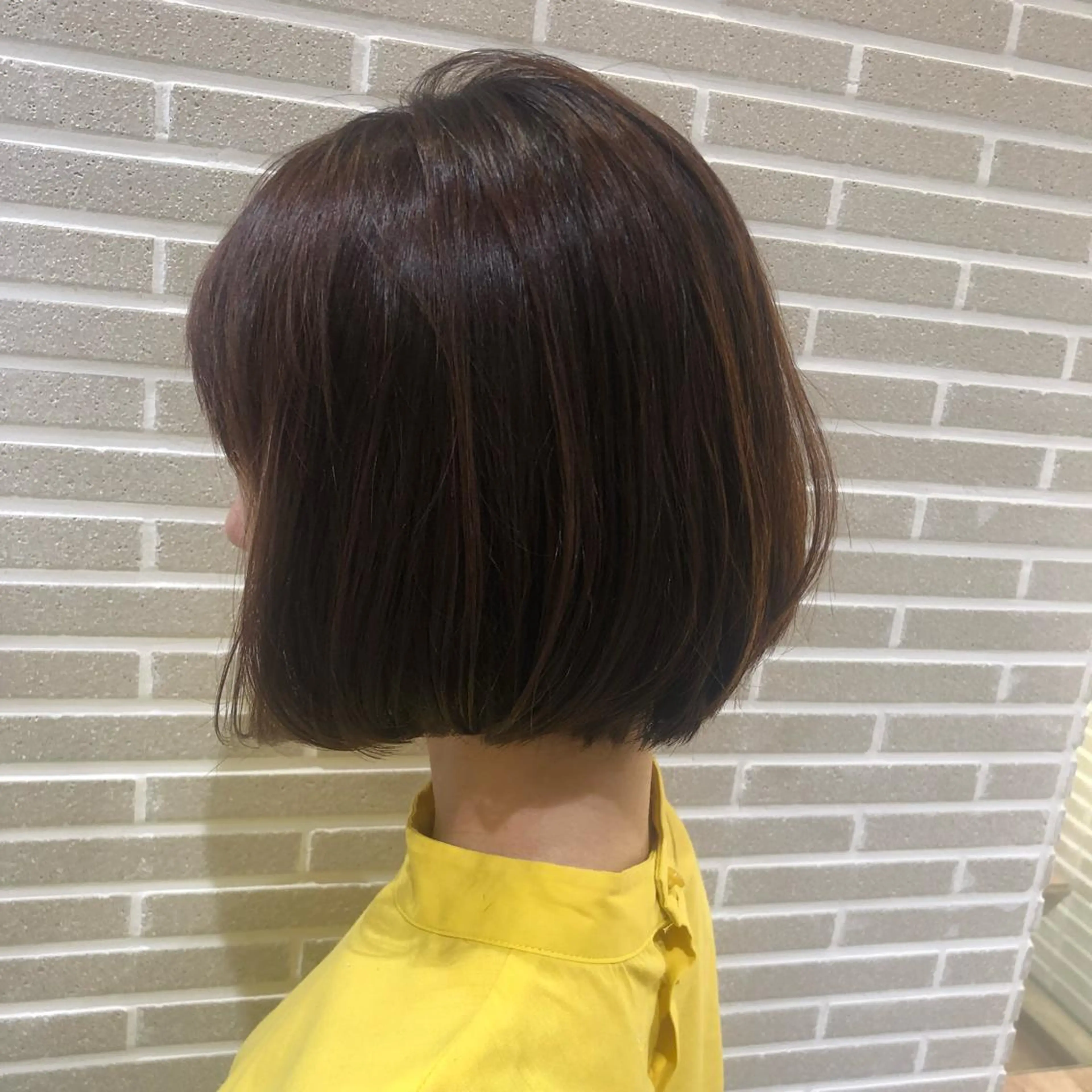 ミディアム カラー イルミナカラー カット ヘアカラー トリートメント 山北 咲子のヘアスタイル