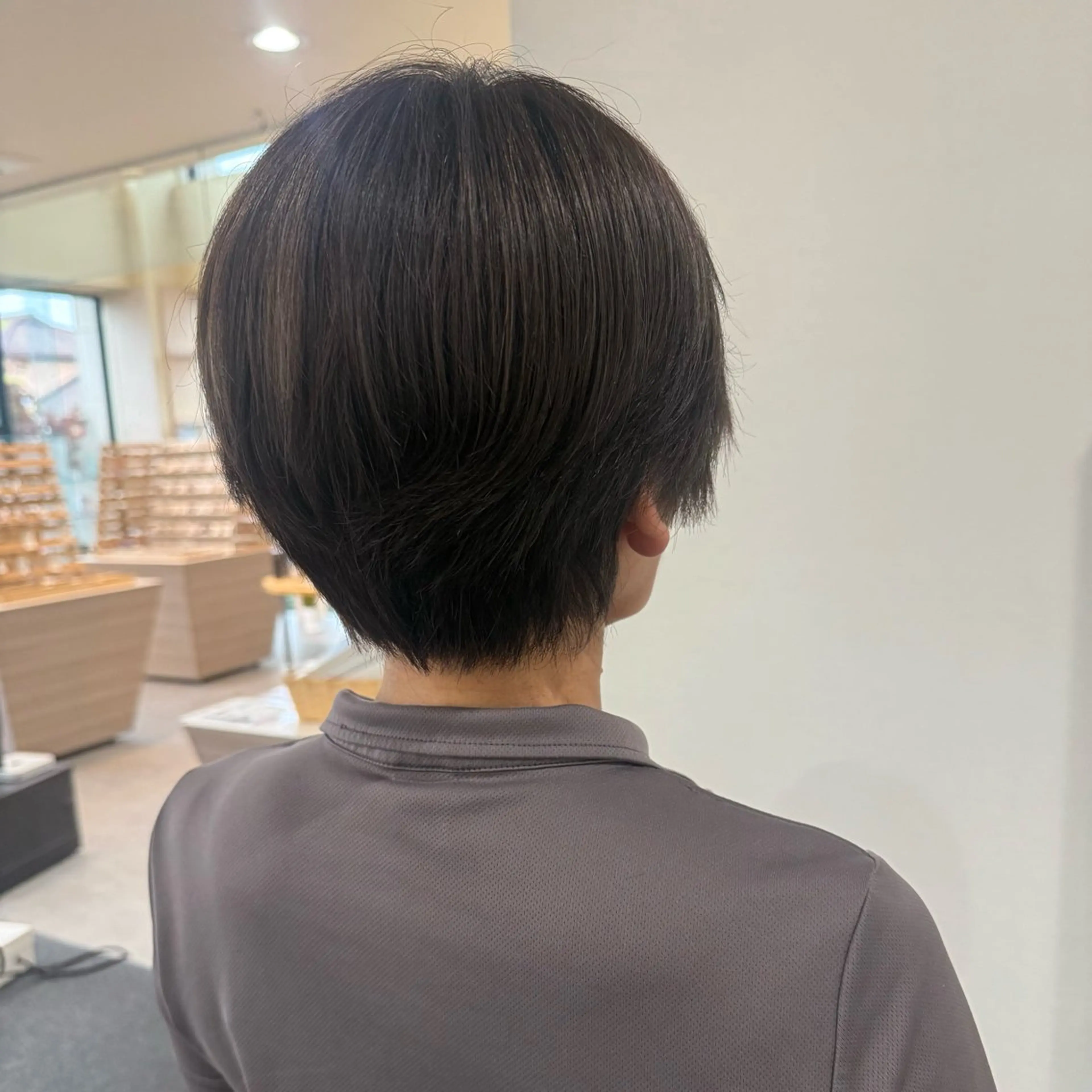 白髪ぼかしカラー＋髪質改善Tr.ライトの写真